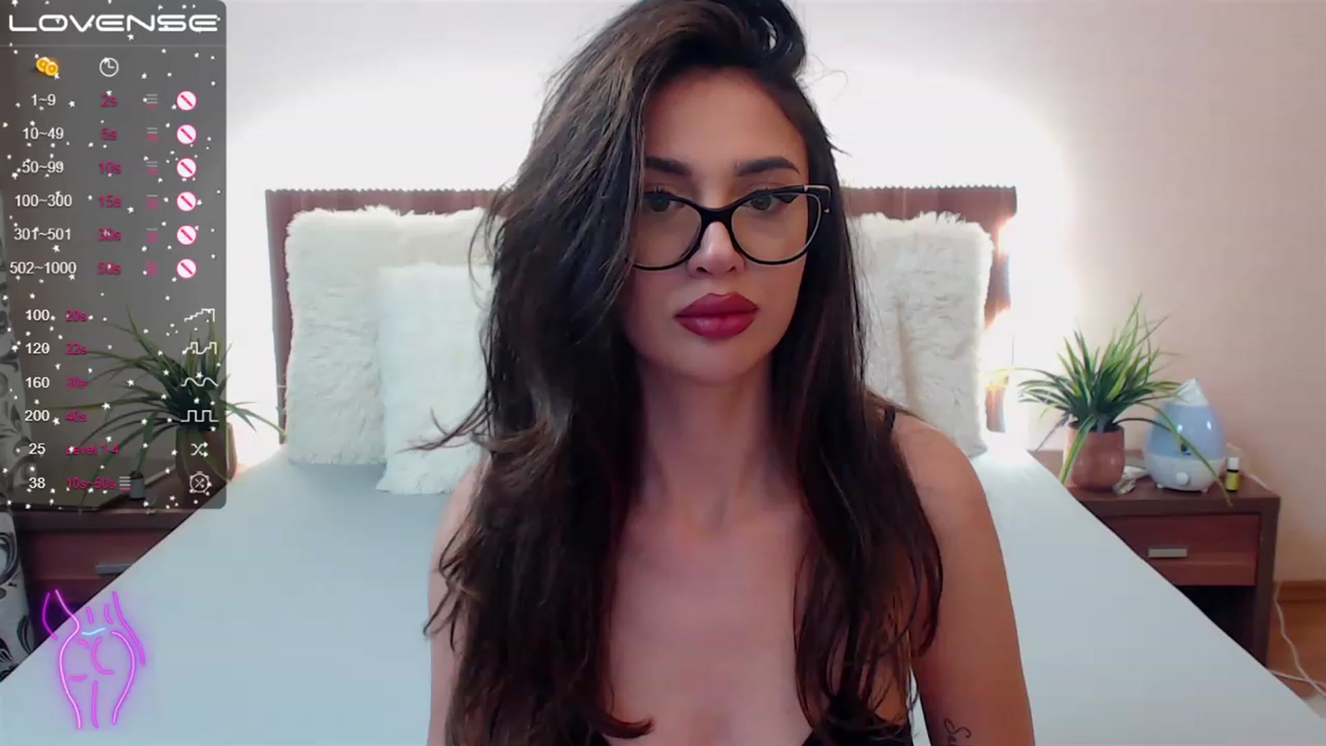 Gallery image thumbnail from DestinyFox1's myfreecams stream on, 05/13/2023, 11:45 image 19 of 20