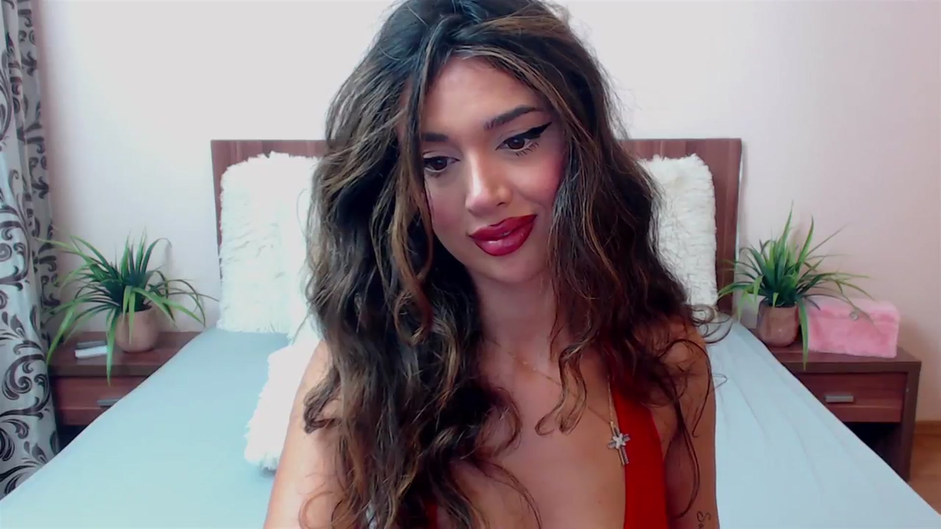 Gallery image thumbnail from DestinyFox1's myfreecams stream on, 09/18/2023, 05:20 image 12 of 20