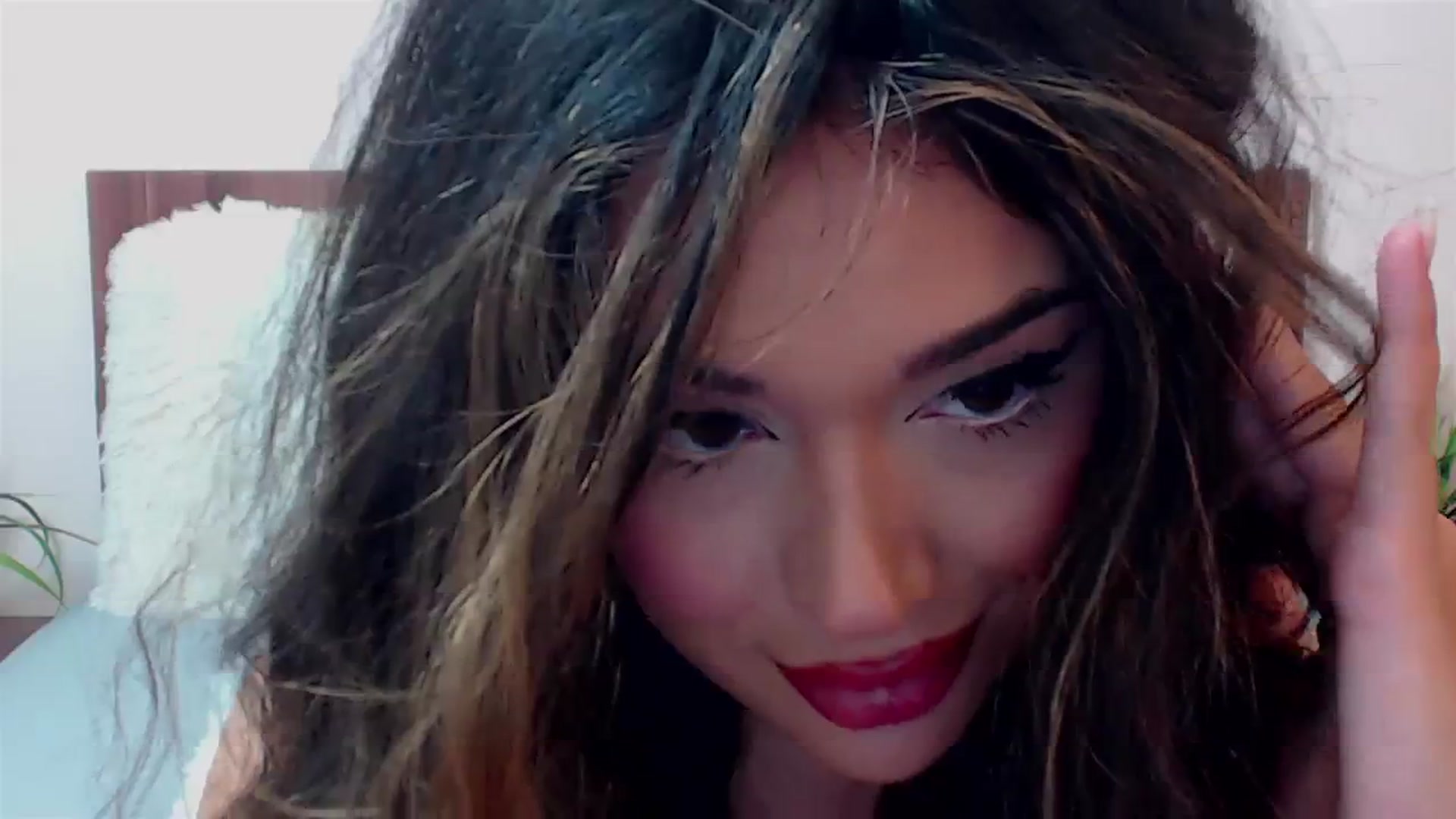 Gallery image thumbnail from DestinyFox1's myfreecams stream on, 09/18/2023, 05:20 image 9 of 20