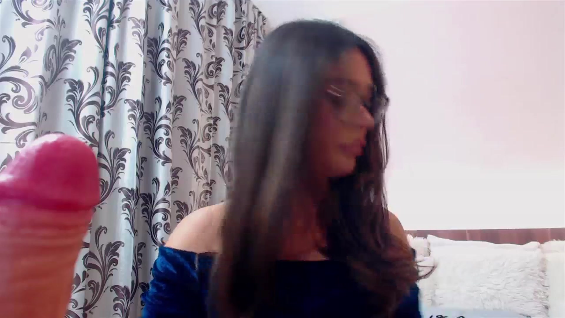 Gallery image thumbnail from DestinyFox1's myfreecams stream on, 10/07/2023, 06:53 image 18 of 20
