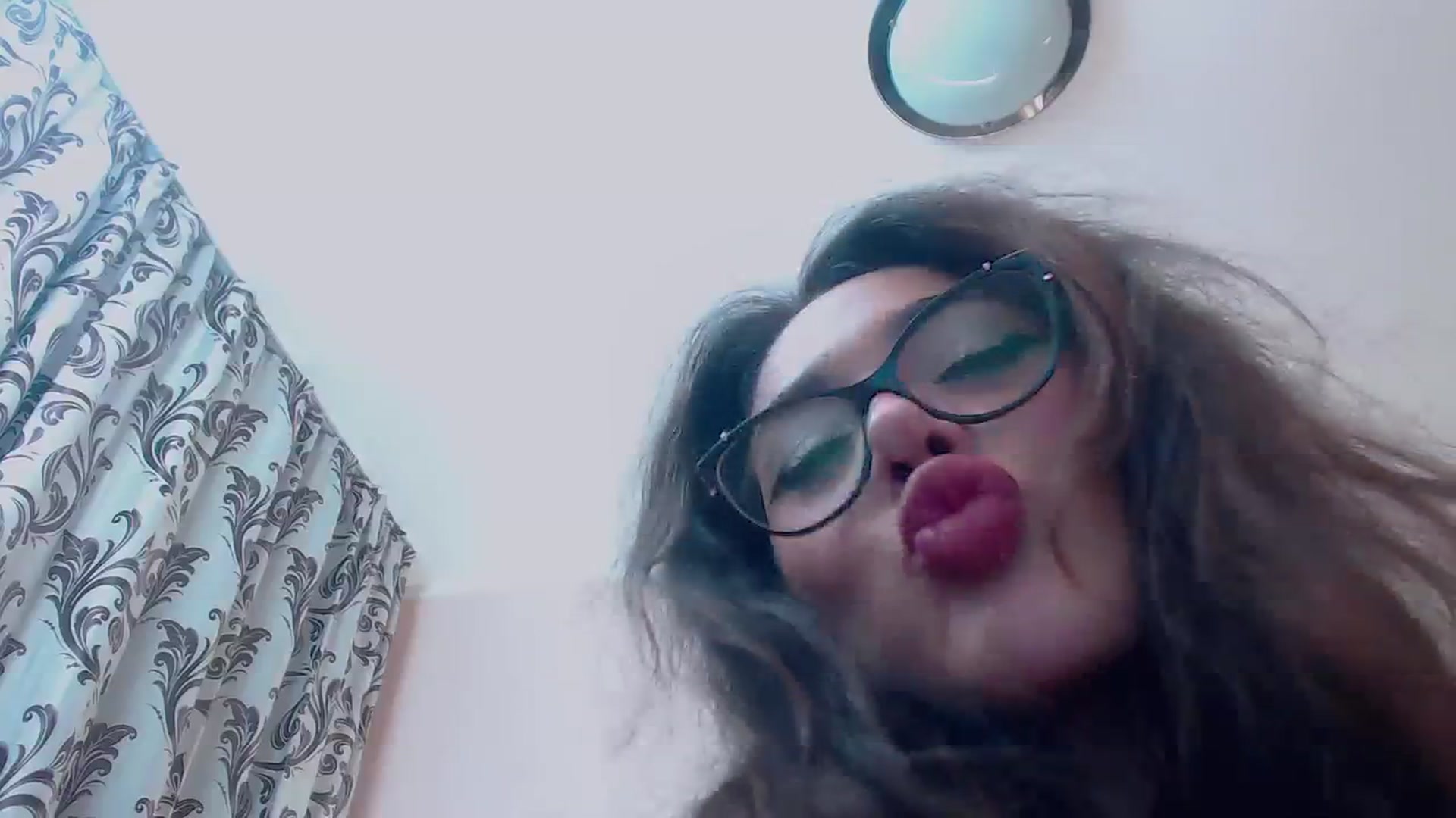 Gallery image thumbnail from DestinyFox1's myfreecams stream on, 12/11/2023, 14:36 image 15 of 20