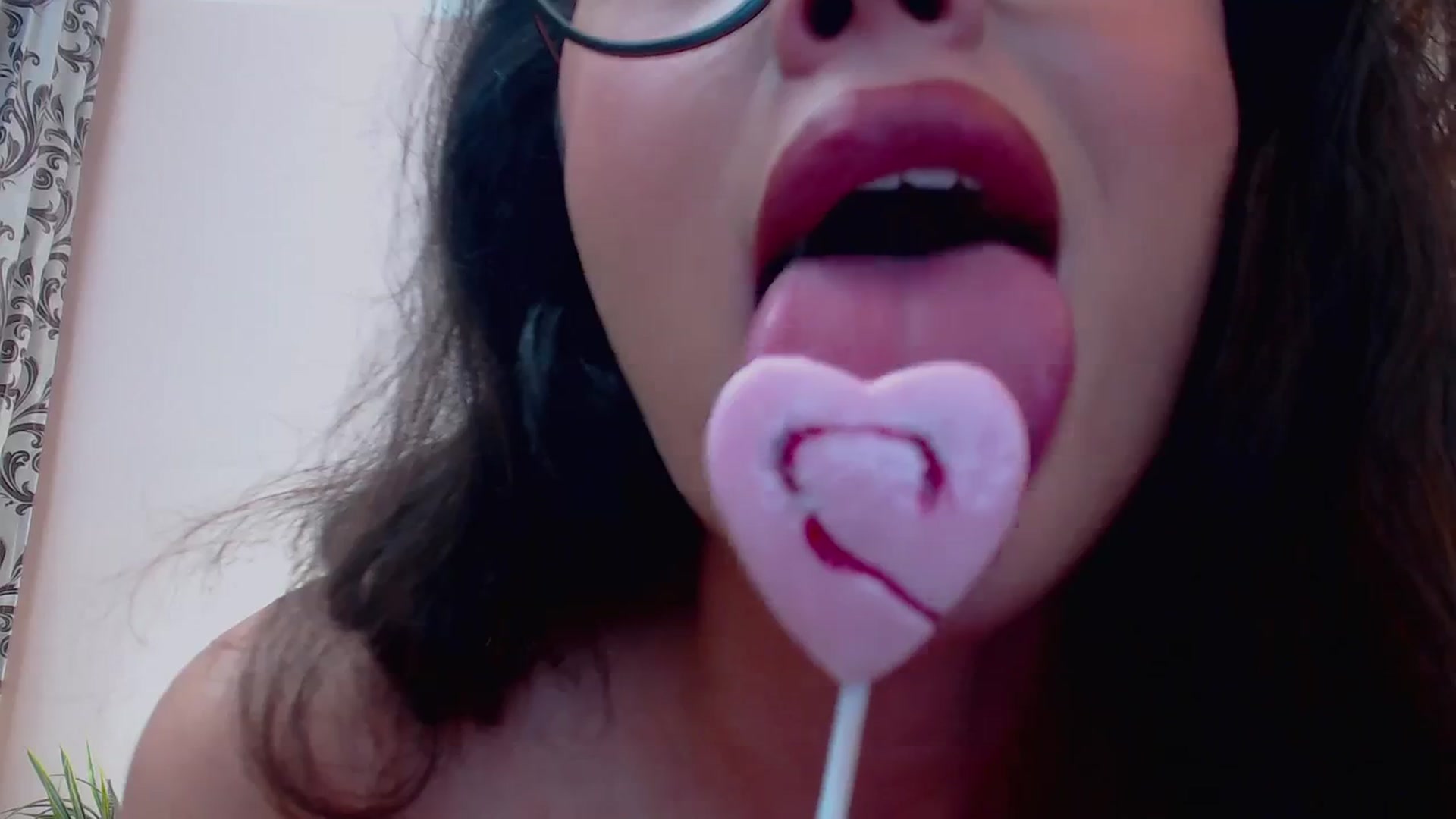 Gallery image thumbnail from DestinyFox1's myfreecams stream on, 12/11/2023, 14:36 image 20 of 20