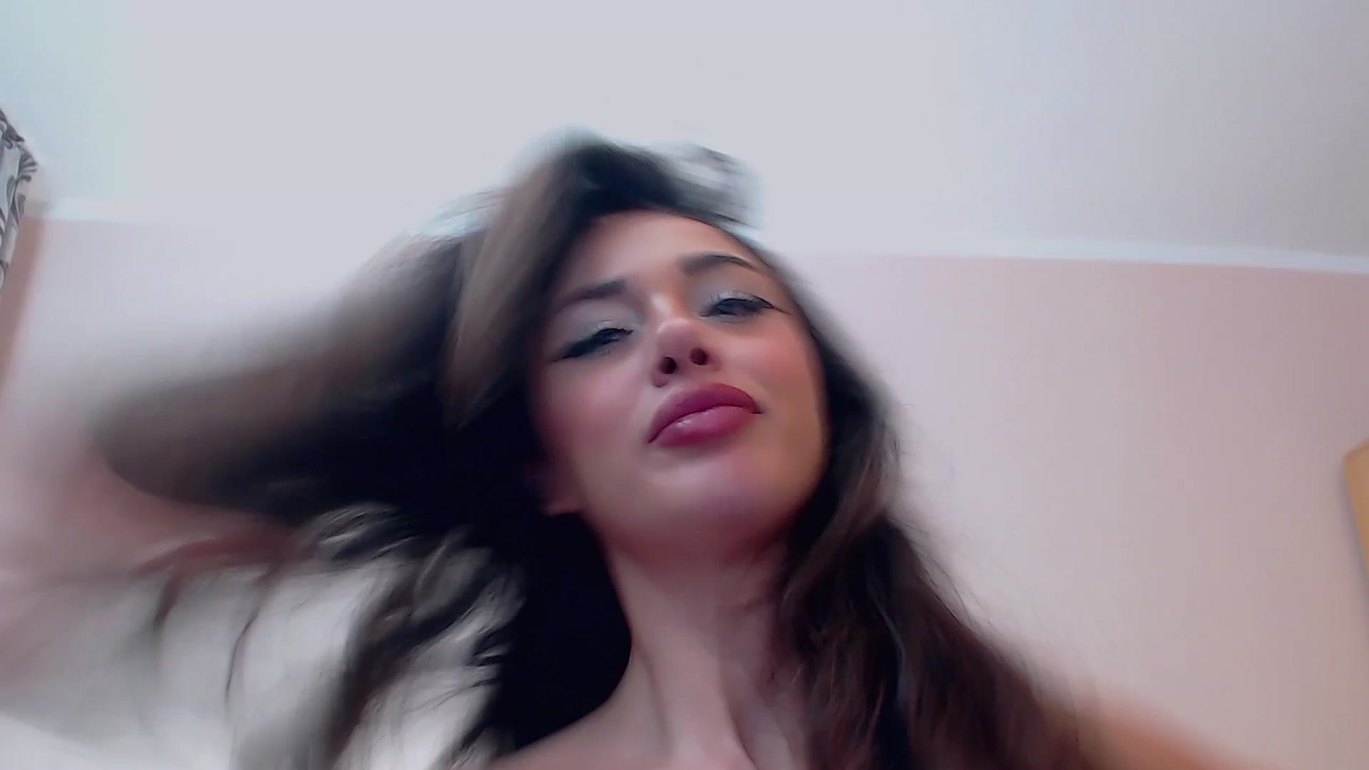 Gallery image thumbnail from DestinyFox1's myfreecams stream on, 12/11/2023, 16:12 image 2 of 20