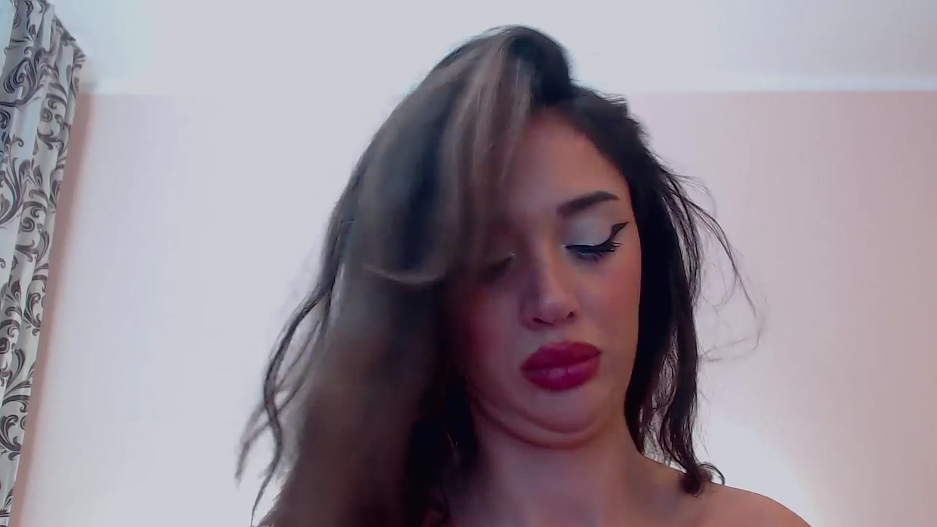 Gallery image thumbnail from DestinyFox1's myfreecams stream on, 12/11/2023, 16:12 image 10 of 20