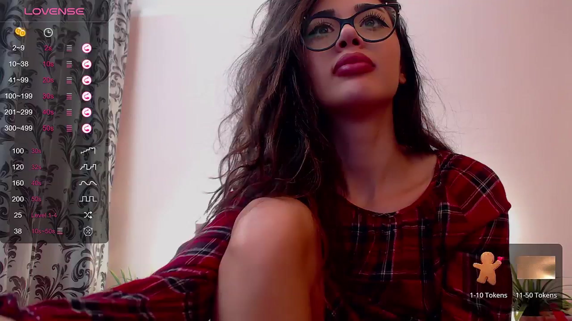 Gallery image thumbnail from DestinyFox1's myfreecams stream on, 12/12/2023, 14:25 image 5 of 20