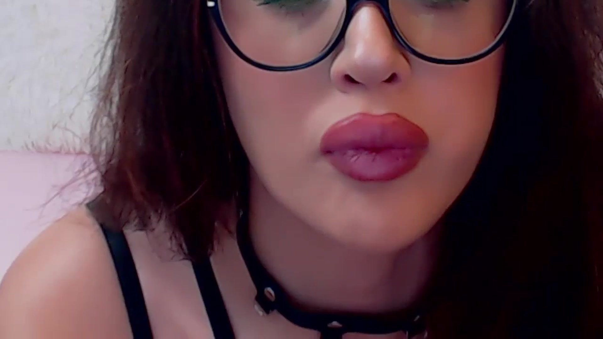 Gallery image thumbnail from DestinyFox1's myfreecams stream on, 12/15/2023, 12:40 image 9 of 20