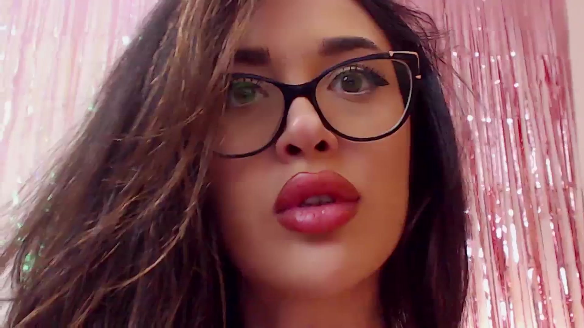 Gallery image thumbnail from DestinyFox1's myfreecams stream on, 03/02/2024, 13:55 image 5 of 20