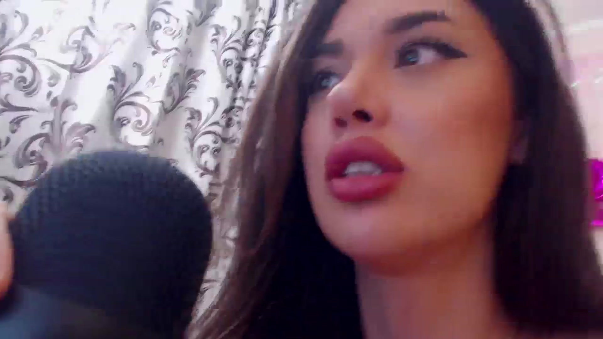 Gallery image thumbnail from DestinyFox1's myfreecams stream on, 03/02/2024, 18:31 image 14 of 20
