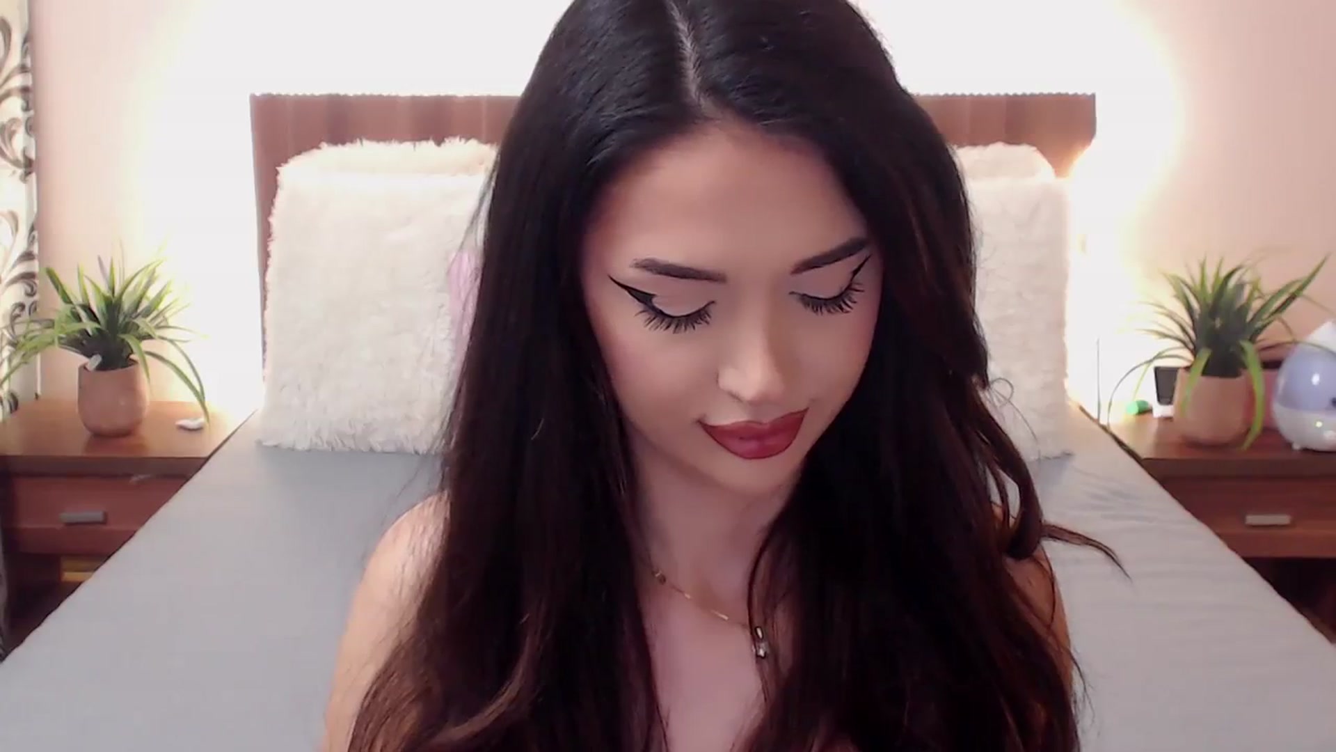 Gallery image thumbnail from DestinyFox1's myfreecams stream on, 03/04/2024, 06:46 image 5 of 20