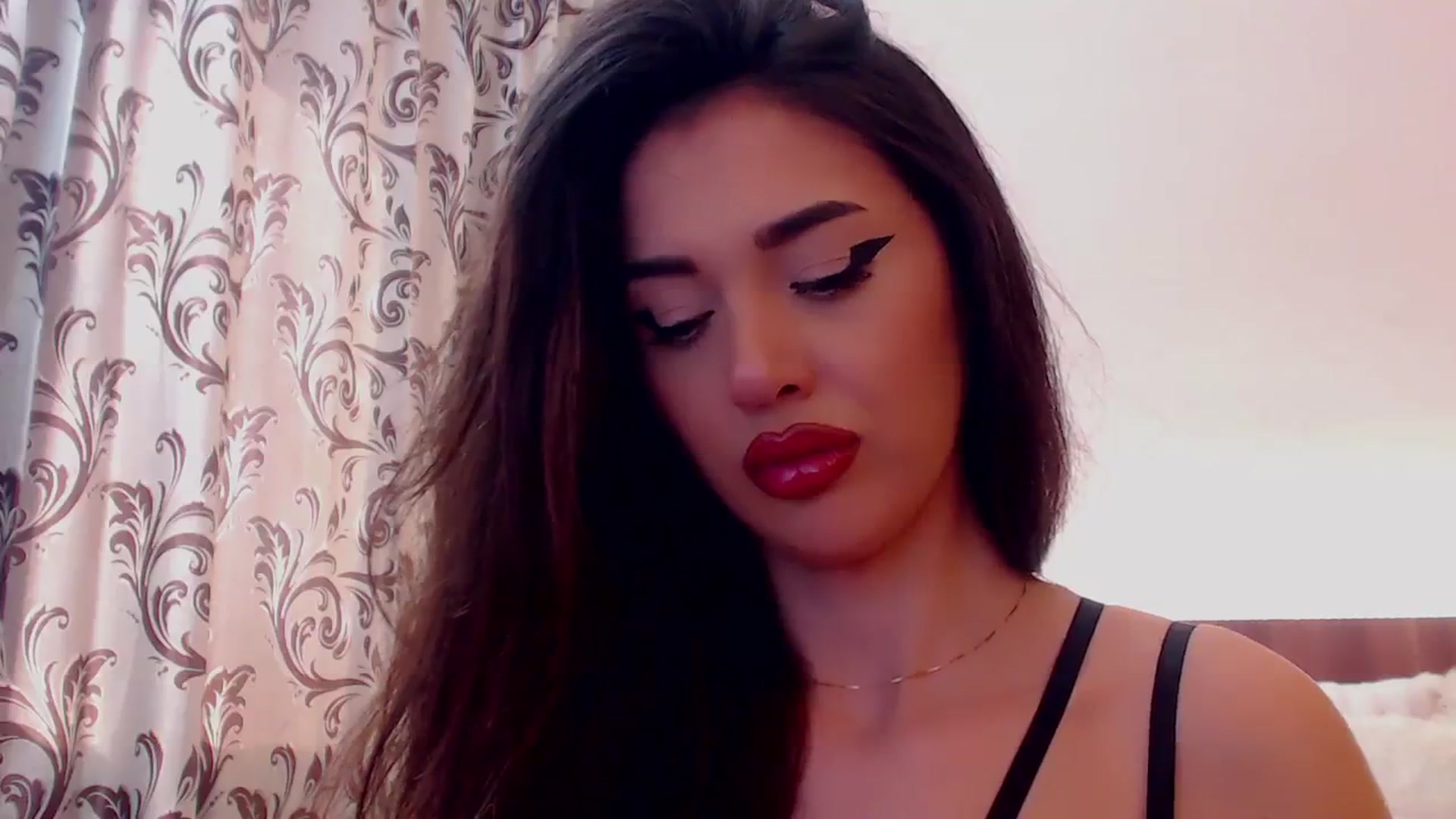 Gallery image thumbnail from DestinyFox1's myfreecams stream on, 03/06/2024, 12:02 image 4 of 20