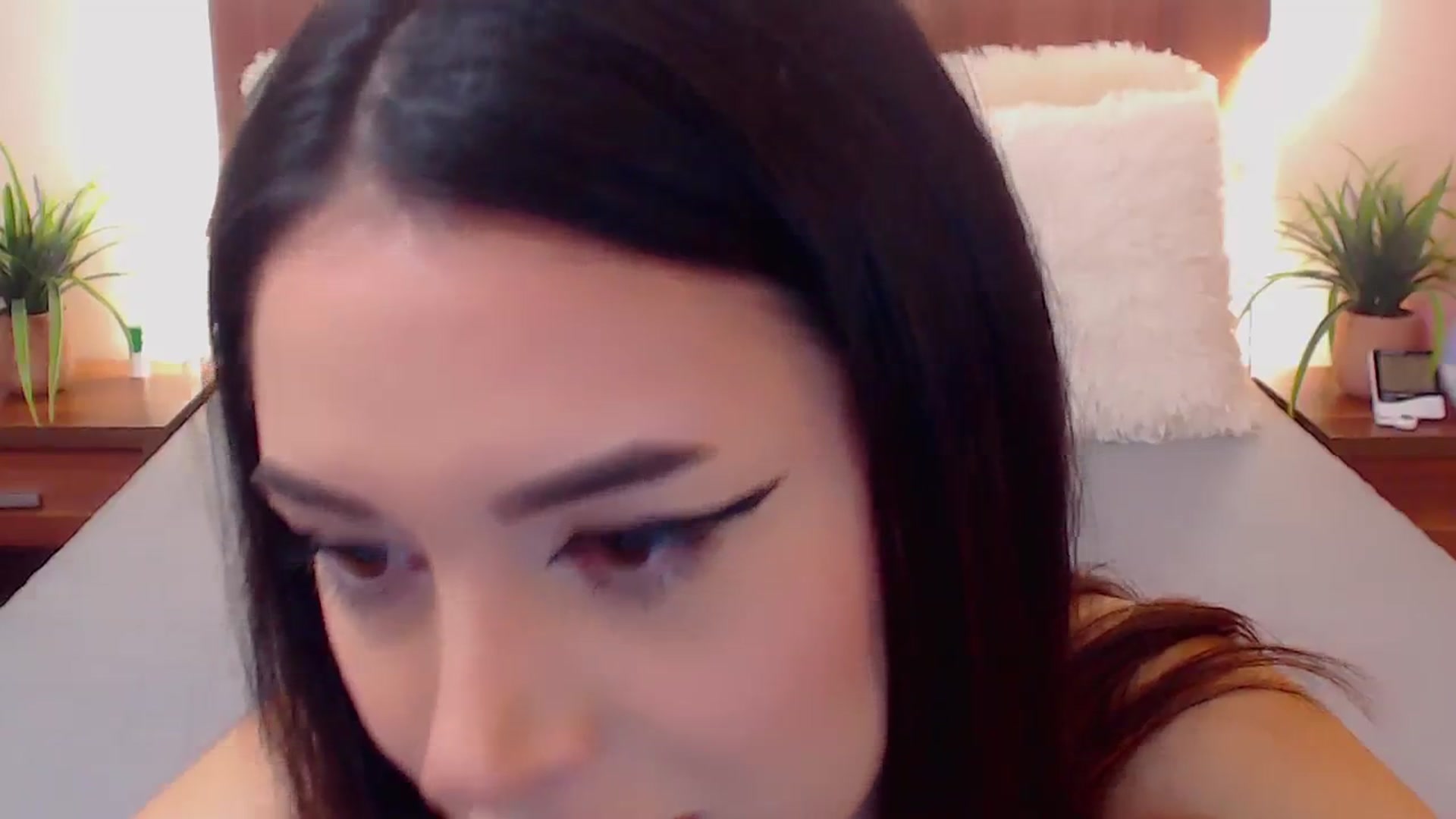 Gallery image thumbnail from DestinyFox1's myfreecams stream on, 03/13/2024, 16:15 image 11 of 20