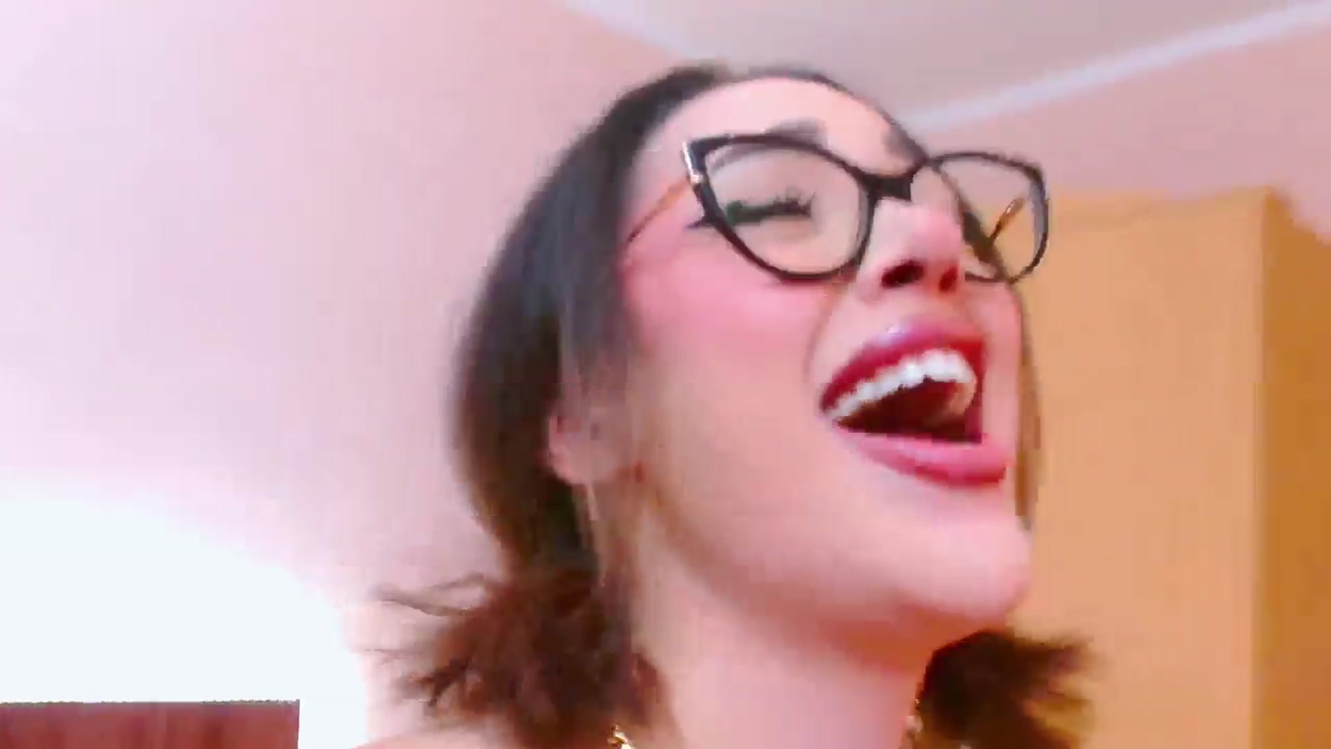 Gallery image thumbnail from DestinyFox1's myfreecams stream on, 06/15/2024, 05:28 image 11 of 20