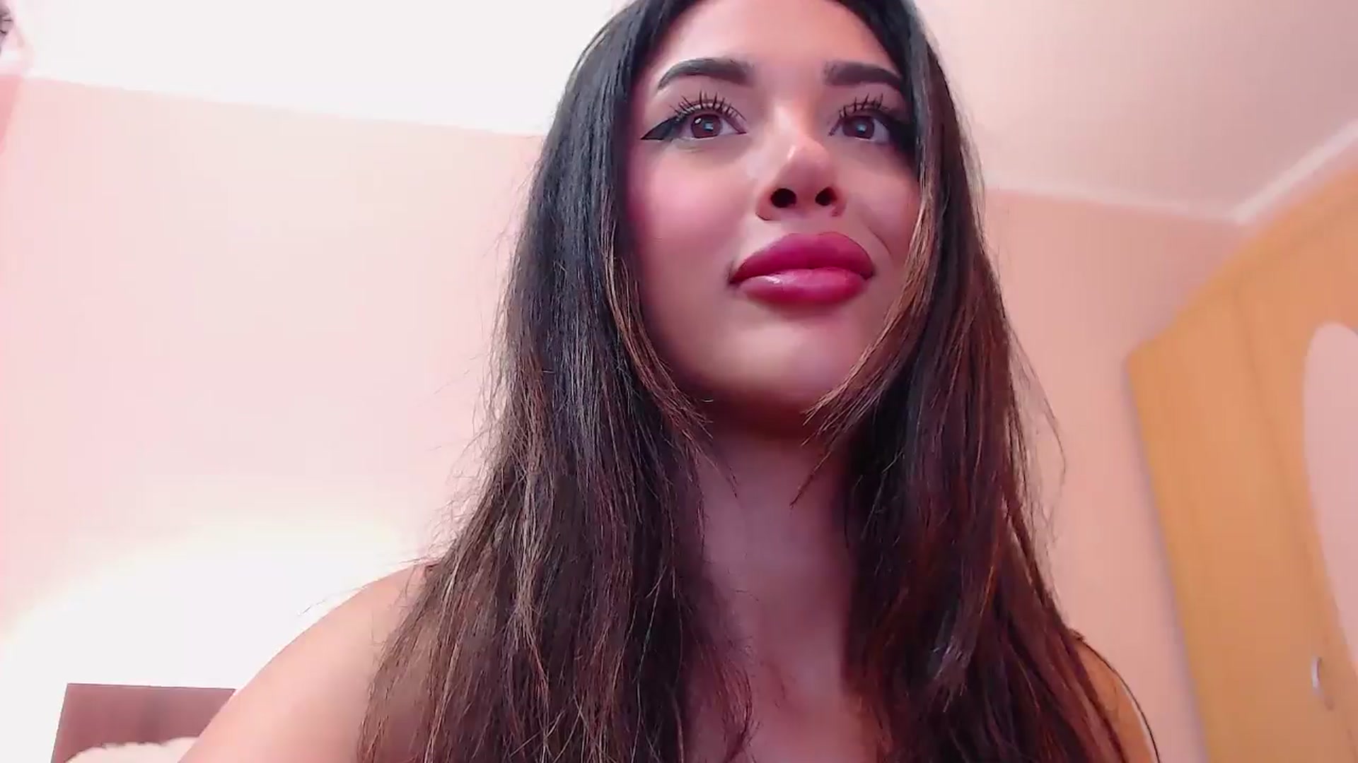 Gallery image thumbnail from DestinyFox1's myfreecams stream on, 07/10/2024, 05:54 image 20 of 20