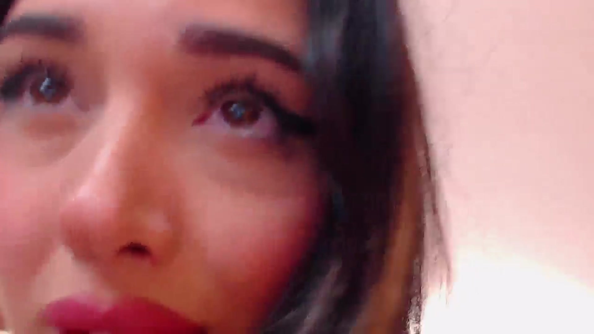 Gallery image thumbnail from DestinyFox1's myfreecams stream on, 07/10/2024, 05:54 image 15 of 20