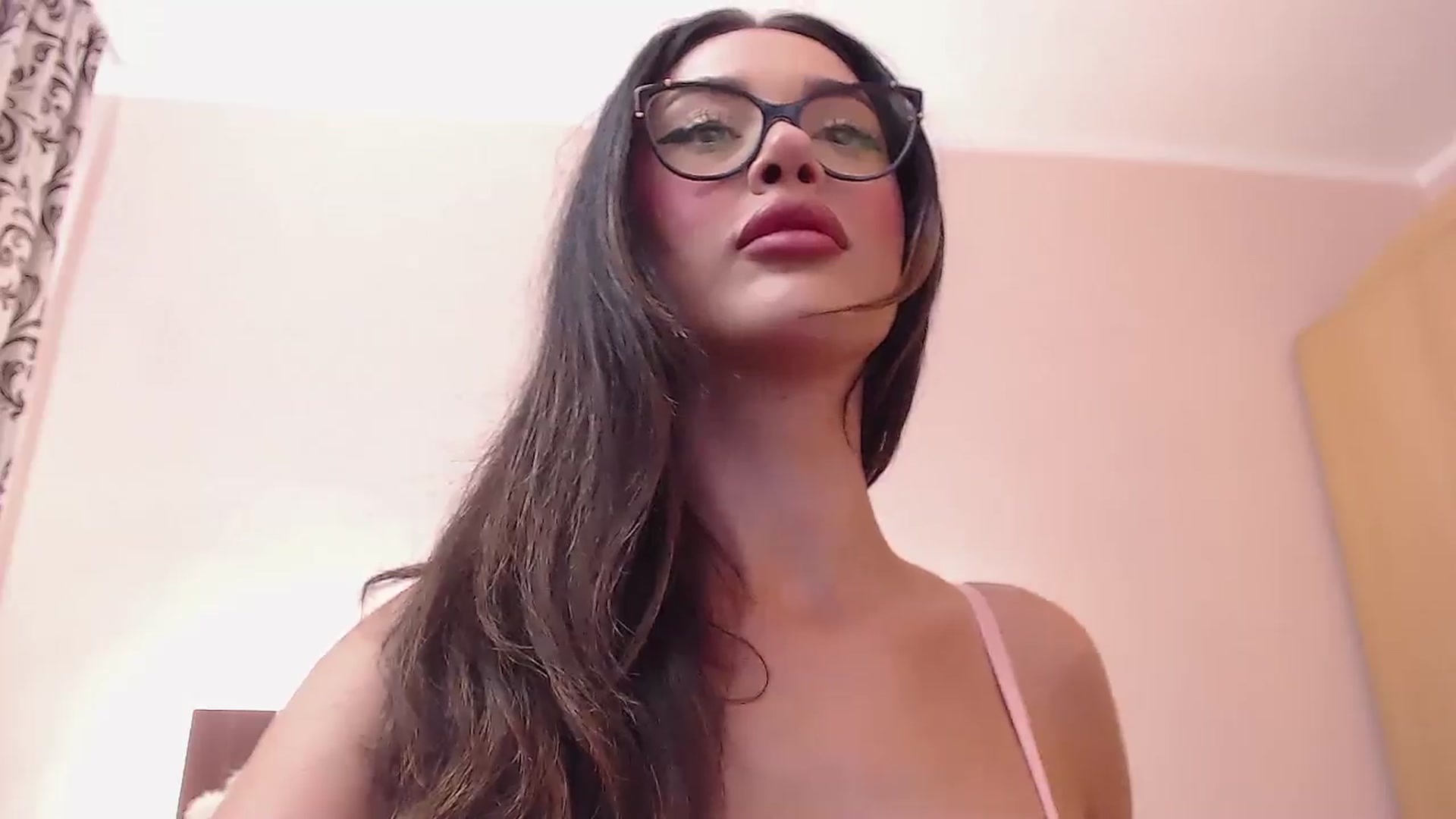 Gallery image thumbnail from DestinyFox1's myfreecams stream on, 07/11/2024, 06:13 image 14 of 20