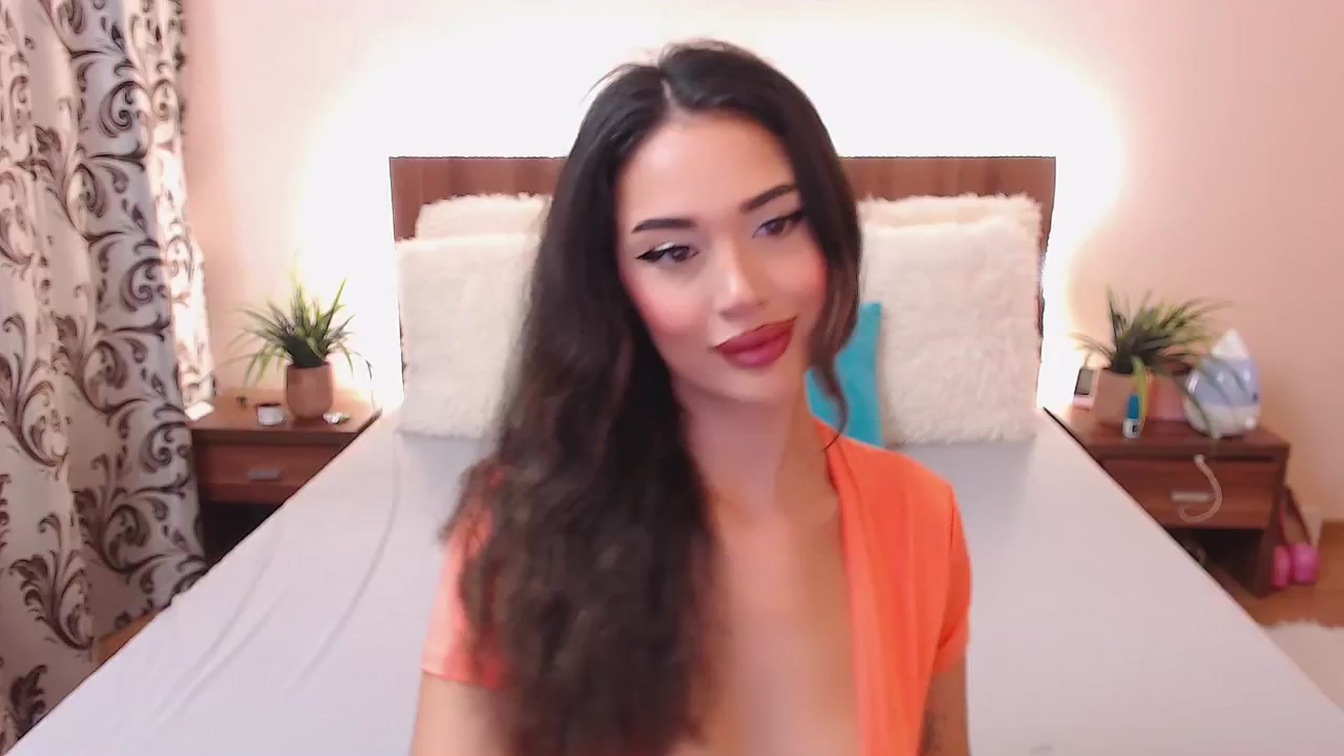 Gallery image thumbnail from DestinyFox1's myfreecams stream on, 07/27/2024, 12:39 image 6 of 20