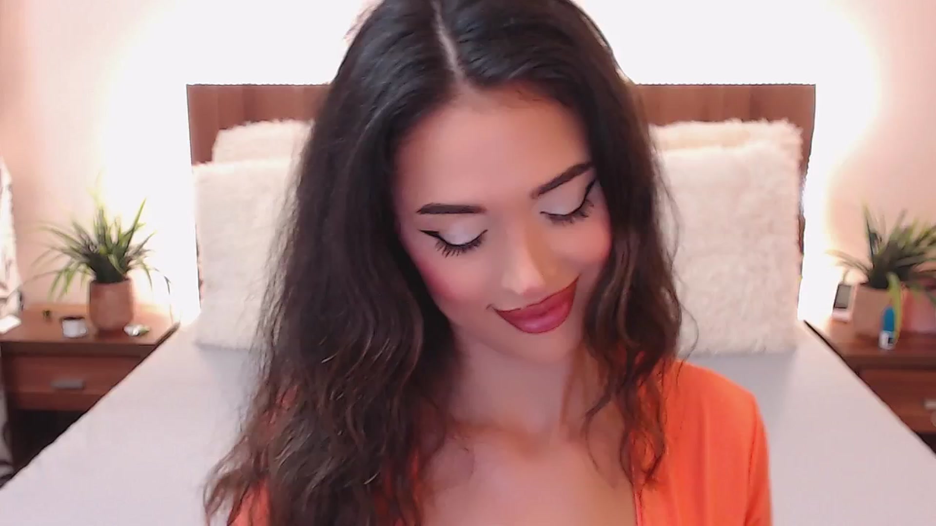 Gallery image thumbnail from DestinyFox1's myfreecams stream on, 07/27/2024, 12:39 image 18 of 20