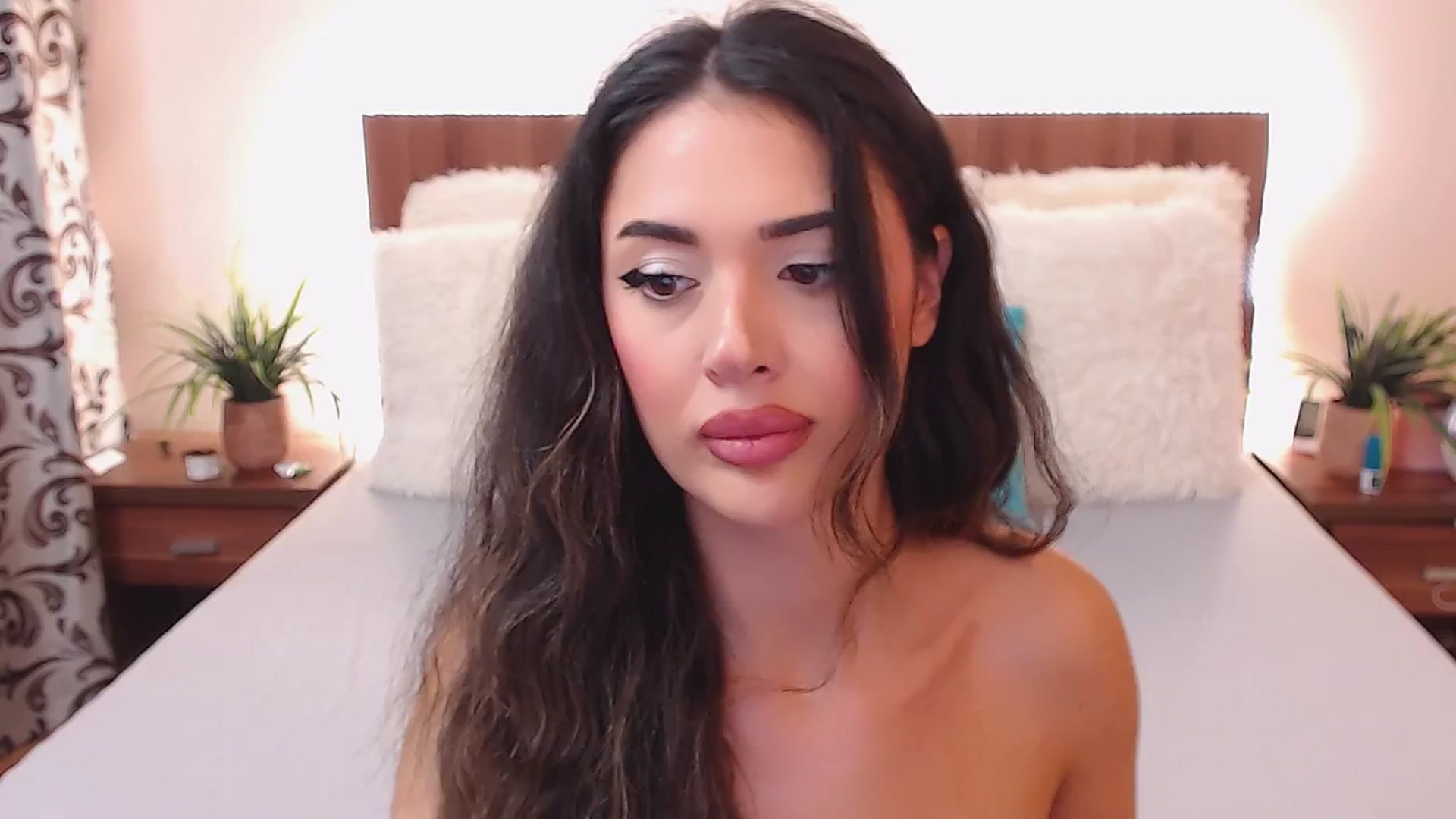 Gallery image thumbnail from DestinyFox1's myfreecams stream on, 07/27/2024, 13:53 image 15 of 20