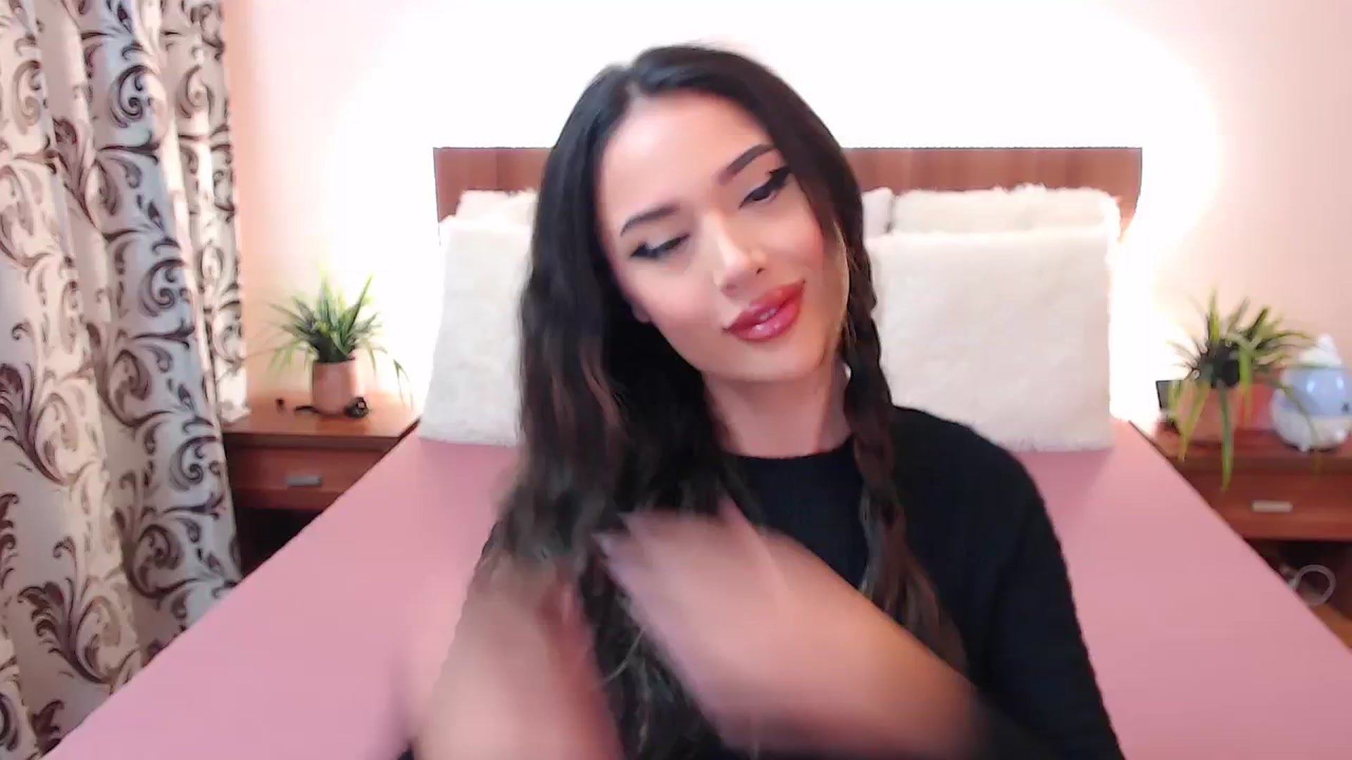 Gallery image thumbnail from DestinyFox1's myfreecams stream on, 08/07/2024, 04:48 image 10 of 20