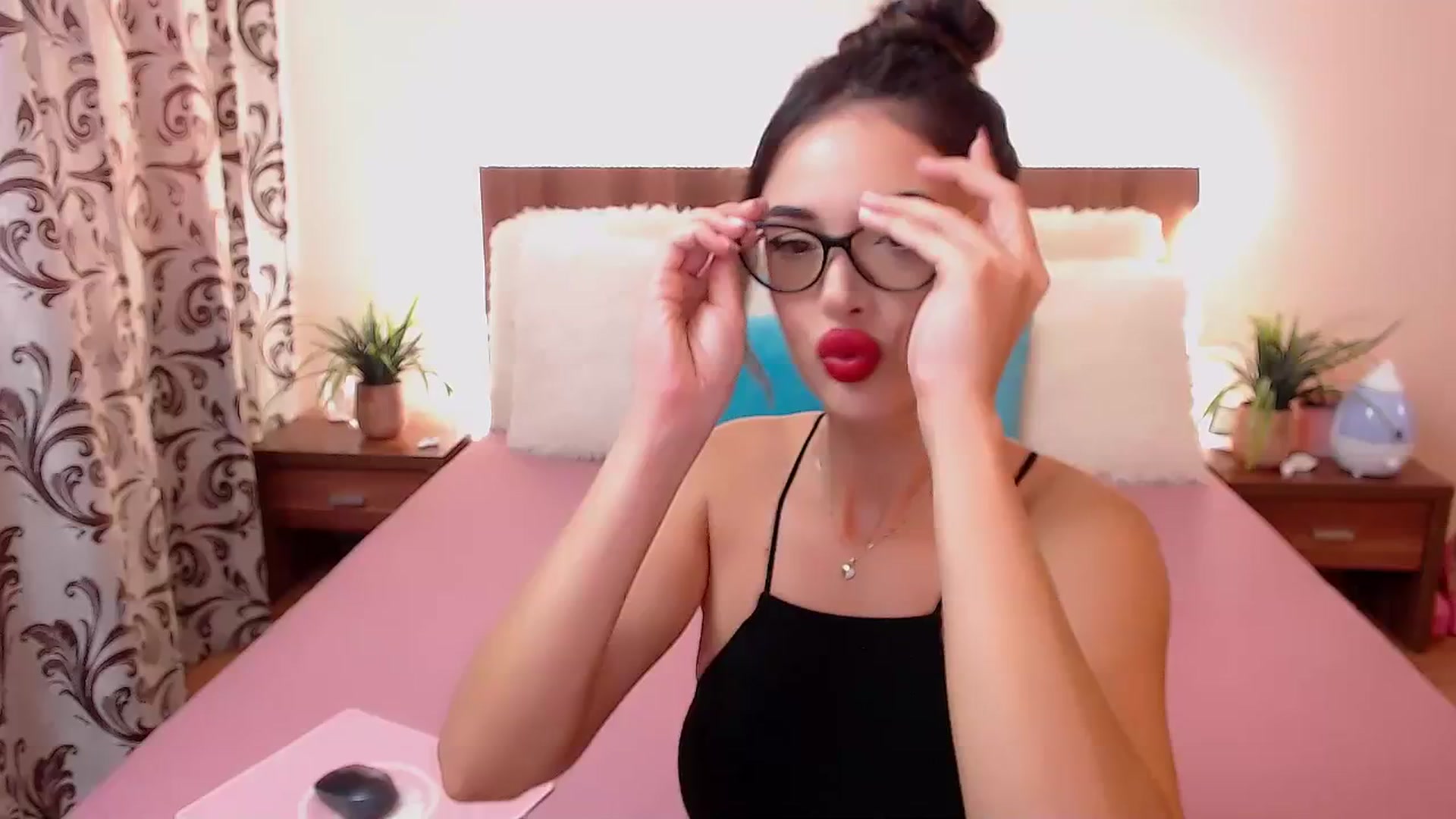 Gallery image thumbnail from DestinyFox1's myfreecams stream on, 08/16/2024, 05:59 image 9 of 20