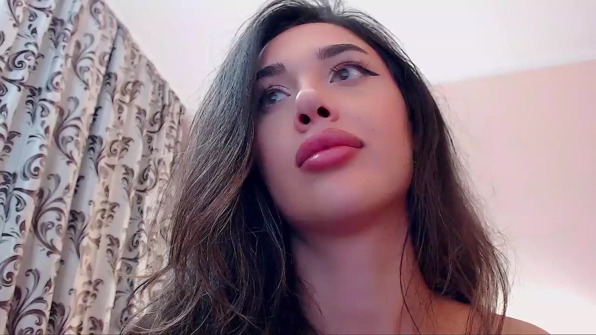 Gallery image thumbnail from DestinyFox1's myfreecams stream on, 09/07/2024, 17:12 image 19 of 20