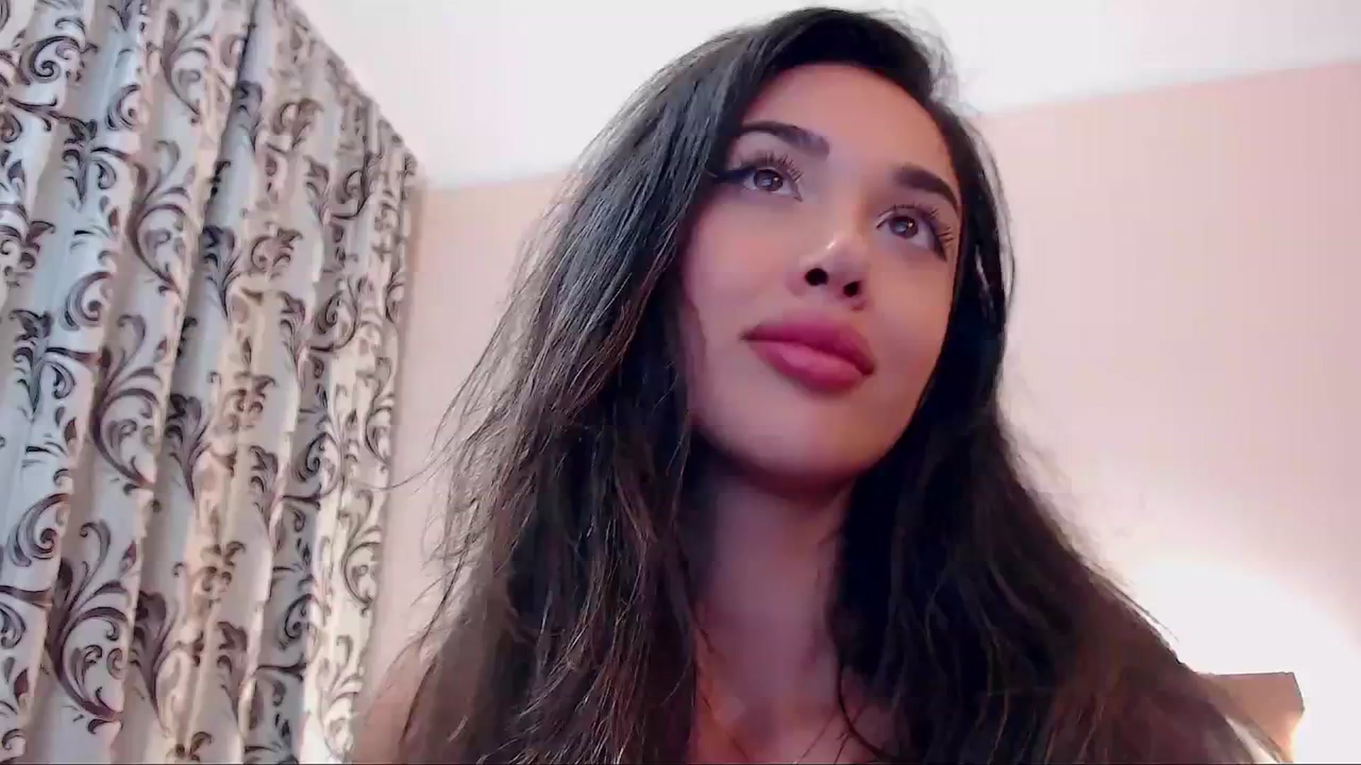 Gallery image thumbnail from DestinyFox1's myfreecams stream on, 09/07/2024, 17:12 image 20 of 20