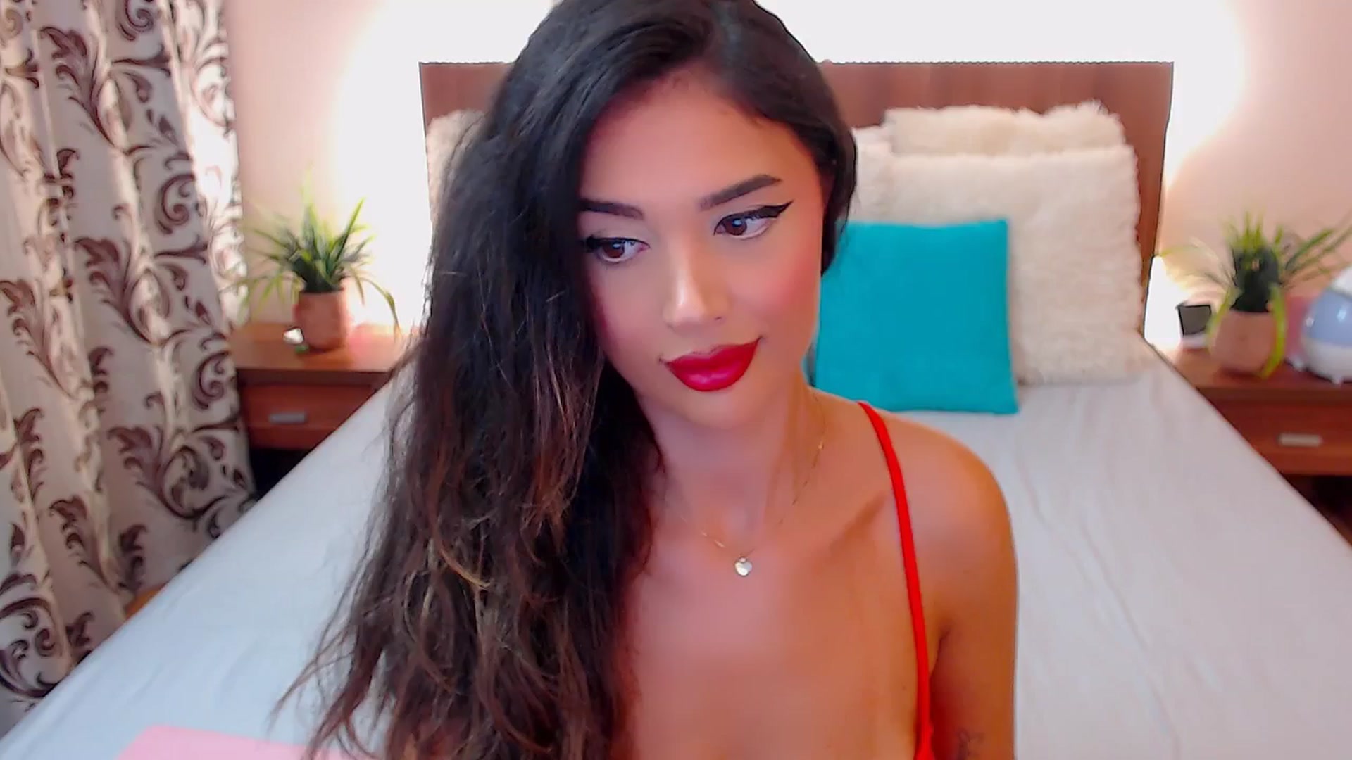 Gallery image thumbnail from DestinyFox1's myfreecams stream on, 09/12/2024, 06:12 image 4 of 20
