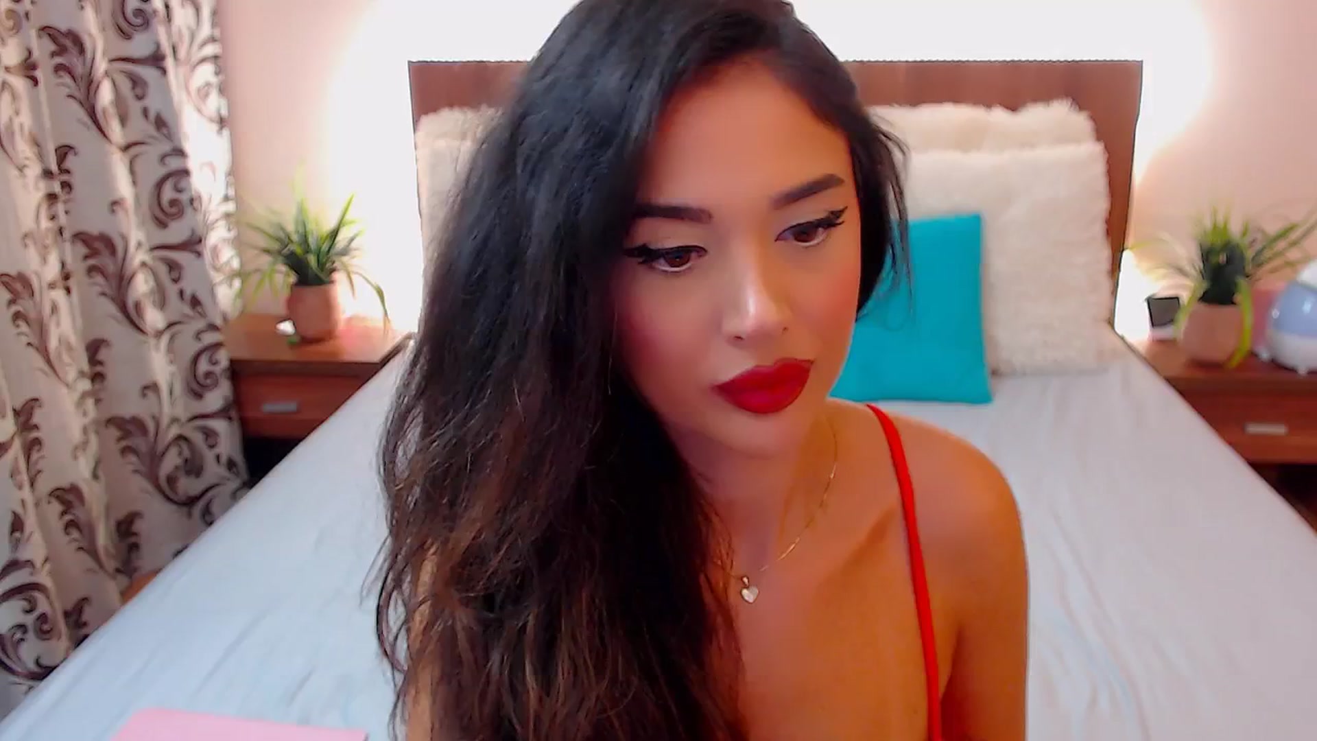 Gallery image thumbnail from DestinyFox1's myfreecams stream on, 09/12/2024, 06:12 image 10 of 20