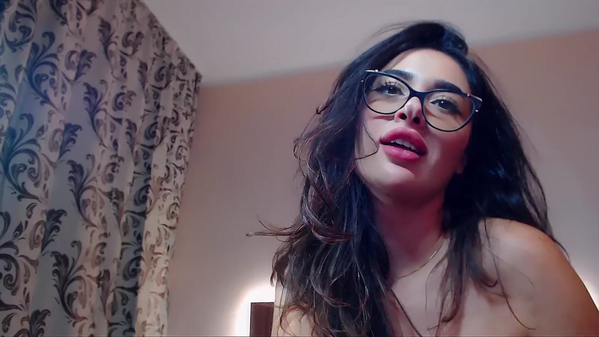 Gallery image thumbnail from DestinyFox1's myfreecams stream on, 11/10/2024, 23:49 image 10 of 20