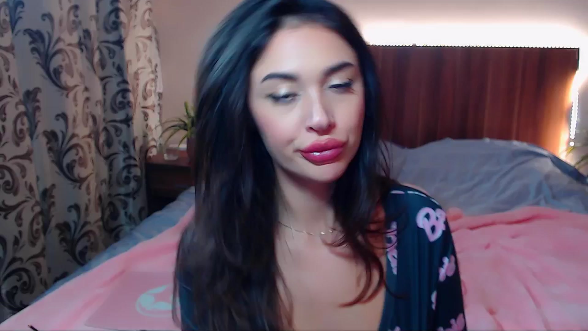 Gallery image thumbnail from DestinyFox1's myfreecams stream on, 11/10/2024, 23:49 image 12 of 20