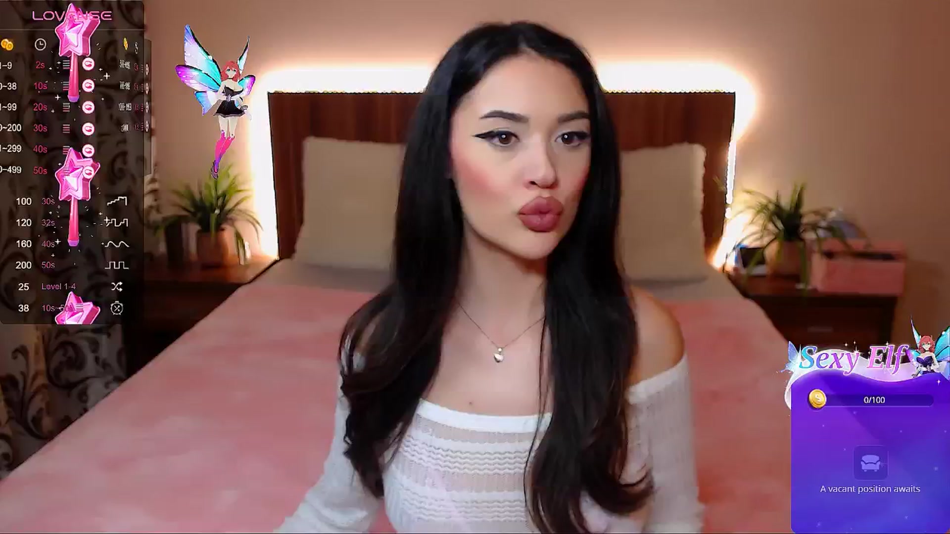 Gallery image thumbnail from DestinyFox1's myfreecams stream on, 02/24/2025, 12:29 image 8 of 20