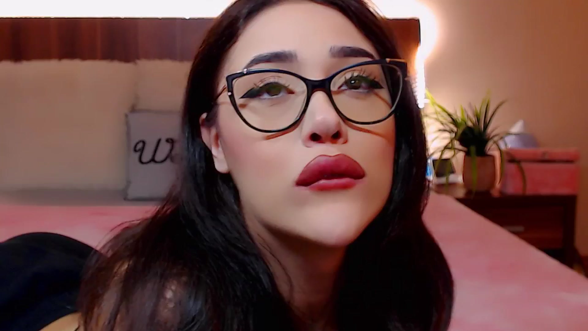 Gallery image thumbnail from DestinyFox1's myfreecams stream on, 02/28/2025, 07:32 image 20 of 20