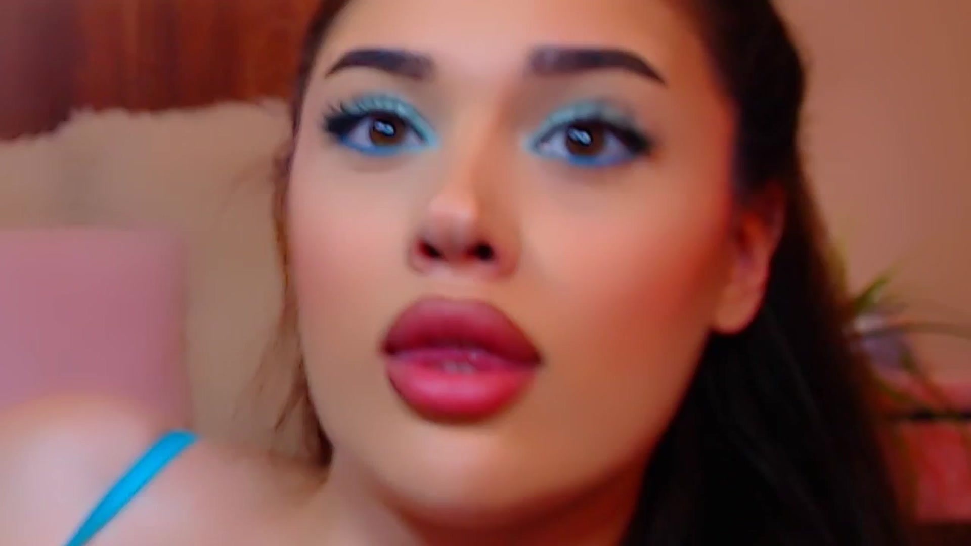 Gallery image thumbnail from DestinyFox1's myfreecams stream on, 03/22/2025, 20:56 image 13 of 20