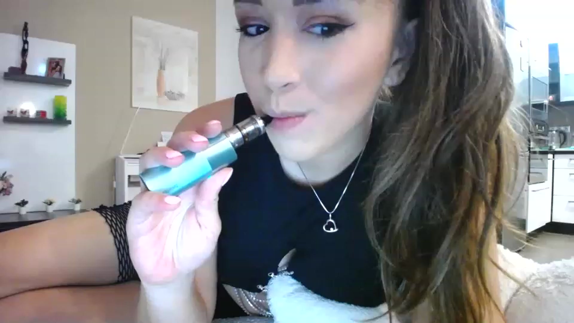 Gallery image thumbnail from Destiny____'s myfreecams stream on, 11/19/2022, 18:20 image 5 of 20