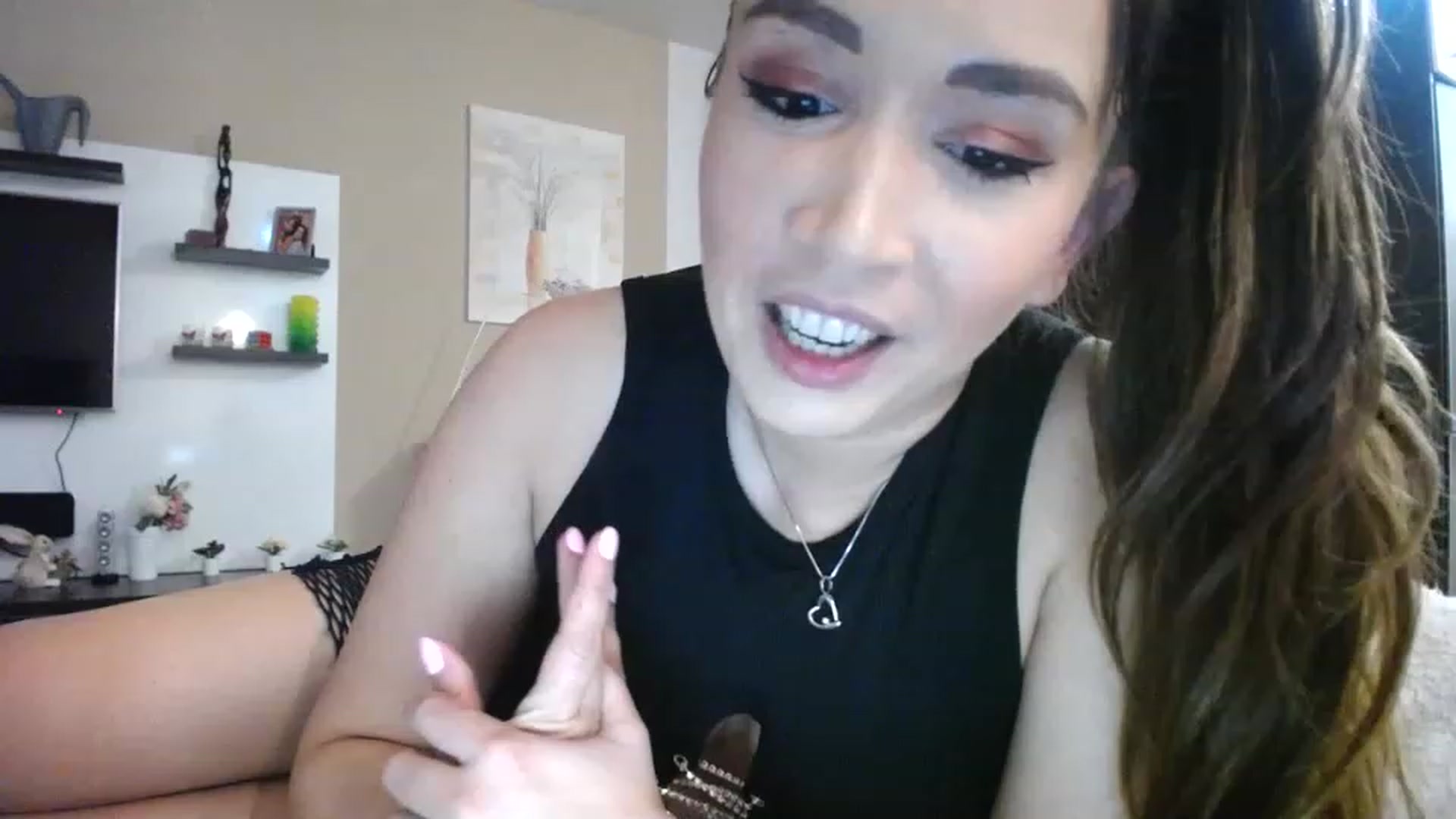 Gallery image thumbnail from Destiny____'s myfreecams stream on, 11/19/2022, 18:20 image 11 of 20