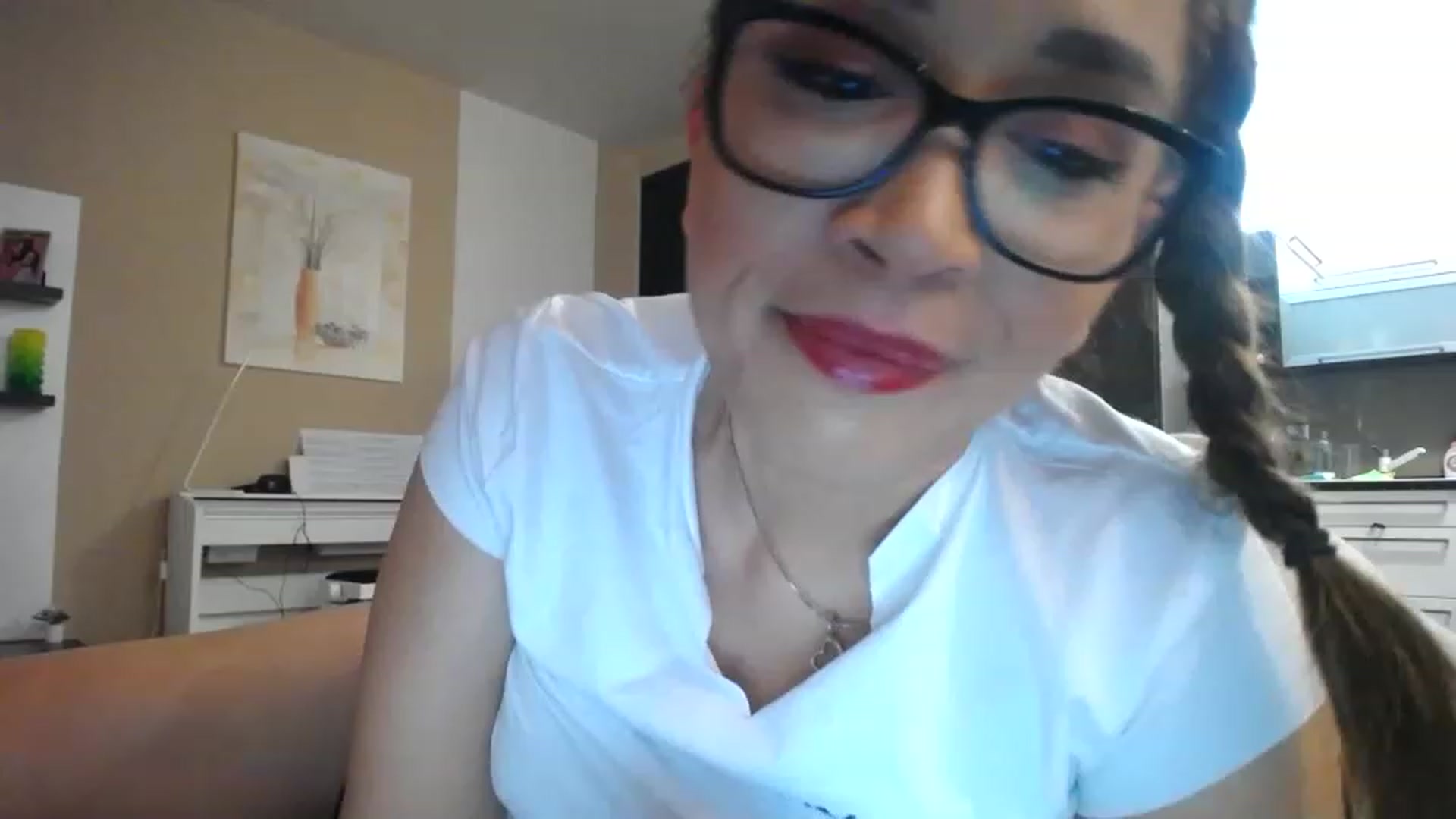 Gallery image thumbnail from Destiny____'s myfreecams stream on, 11/20/2022, 16:07 image 17 of 20
