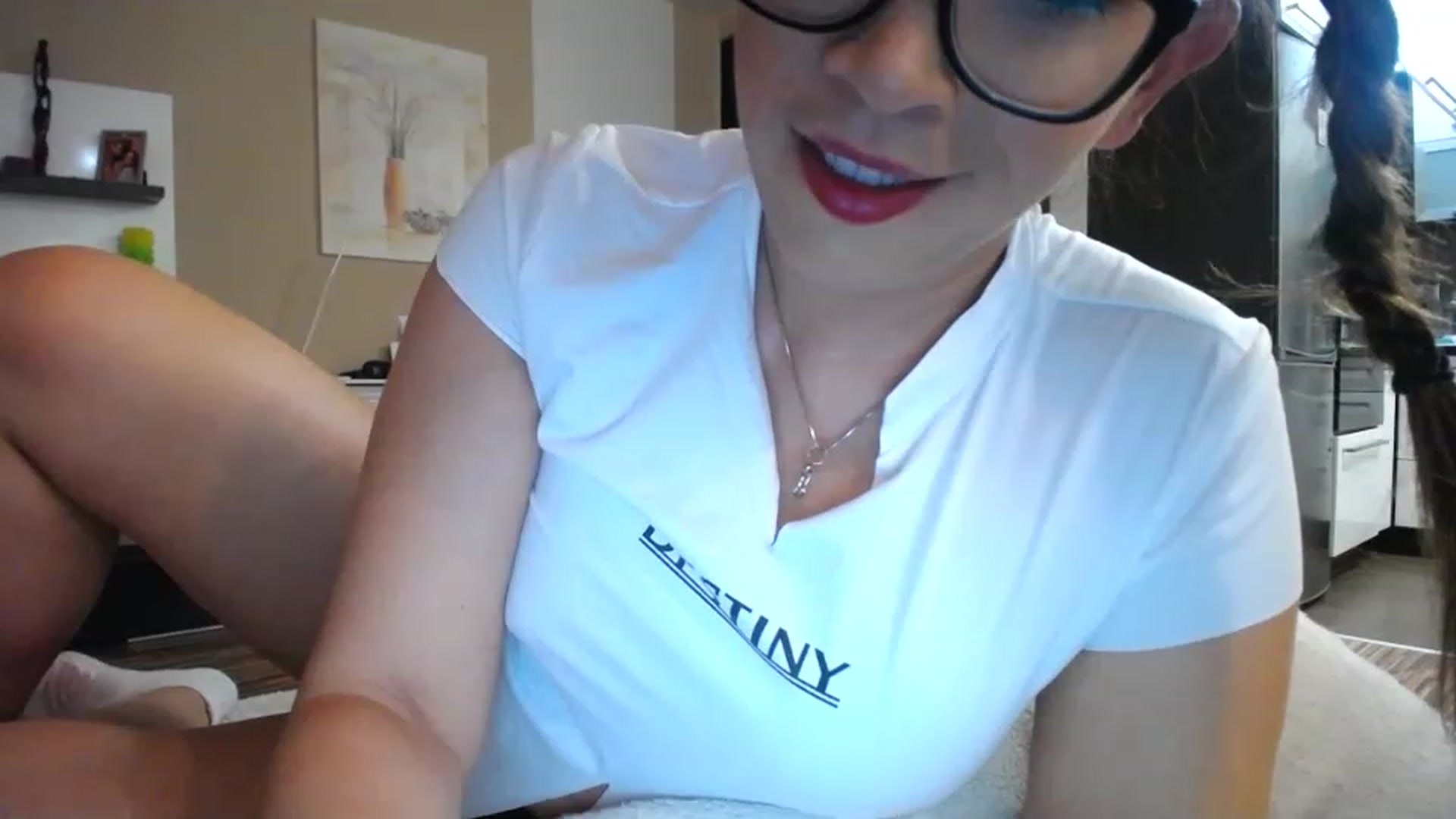 Gallery image thumbnail from Destiny____'s myfreecams stream on, 11/20/2022, 18:06 image 4 of 20