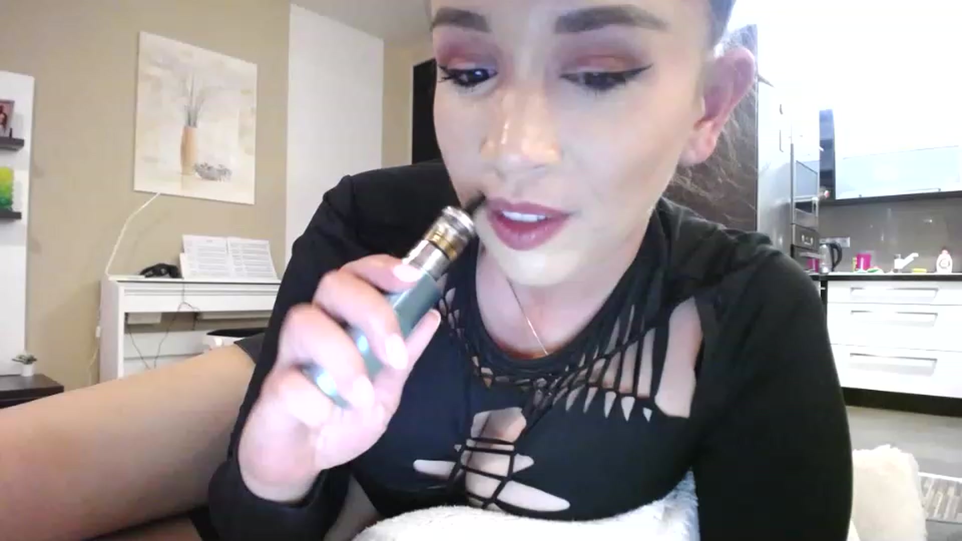 Gallery image thumbnail from Destiny____'s myfreecams stream on, 11/26/2022, 19:36 image 10 of 20