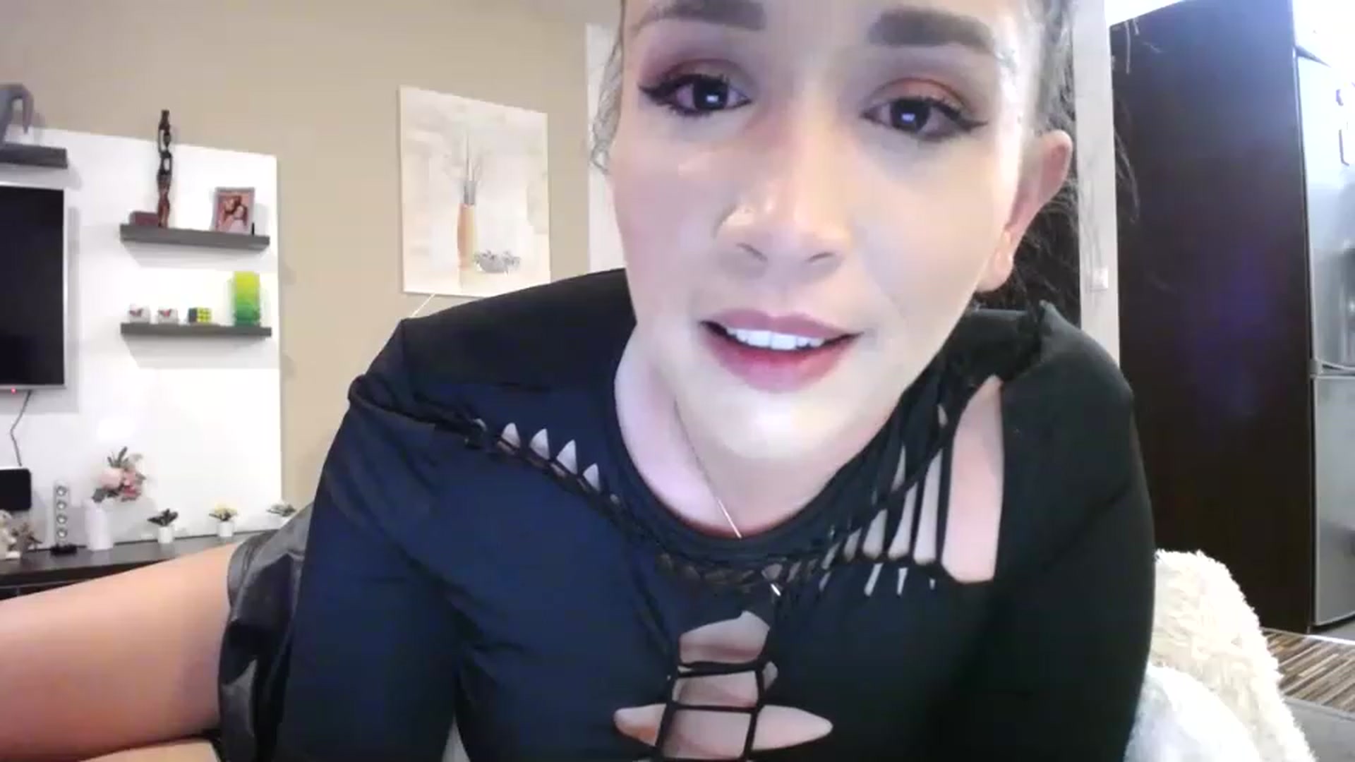 Gallery image thumbnail from Destiny____'s myfreecams stream on, 11/26/2022, 21:02 image 12 of 20