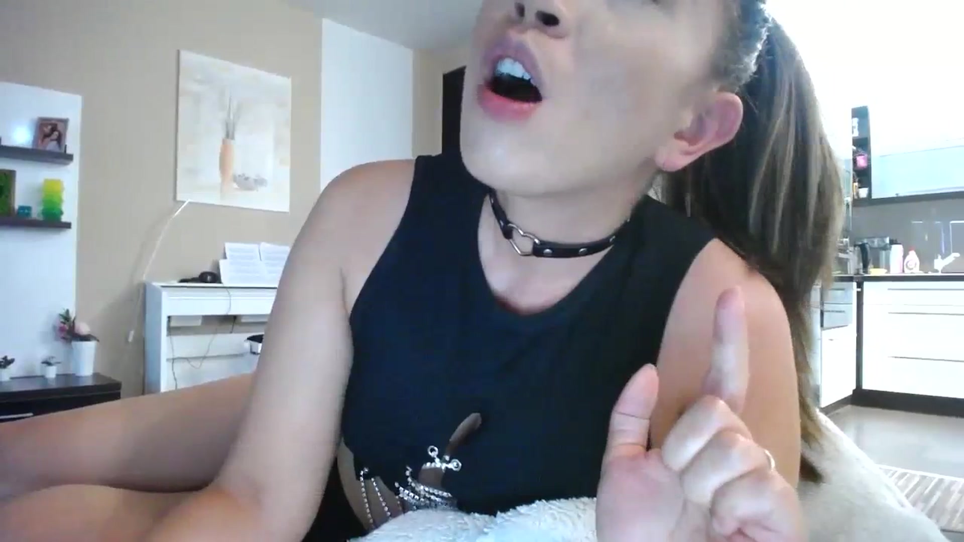 Gallery image thumbnail from Destiny____'s myfreecams stream on, 09/10/2023, 15:27 image 9 of 20