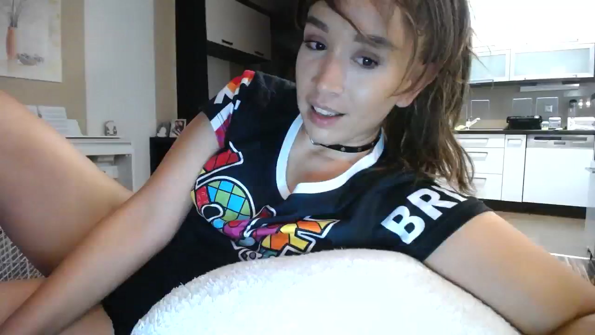 Gallery image thumbnail from Destiny____'s myfreecams stream on, 09/24/2023, 14:51 image 15 of 20