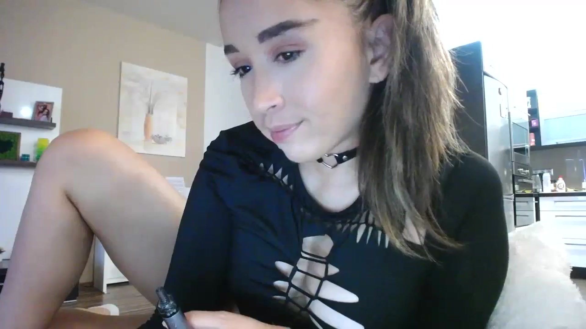 Gallery image thumbnail from Destiny____'s myfreecams stream on, 09/29/2023, 14:28 image 13 of 20