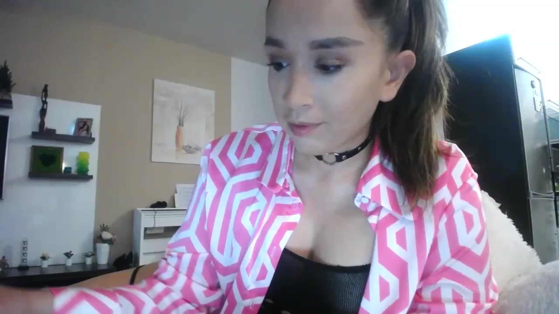 Gallery image thumbnail from Destiny____'s myfreecams stream on, 10/12/2023, 16:28 image 1 of 20