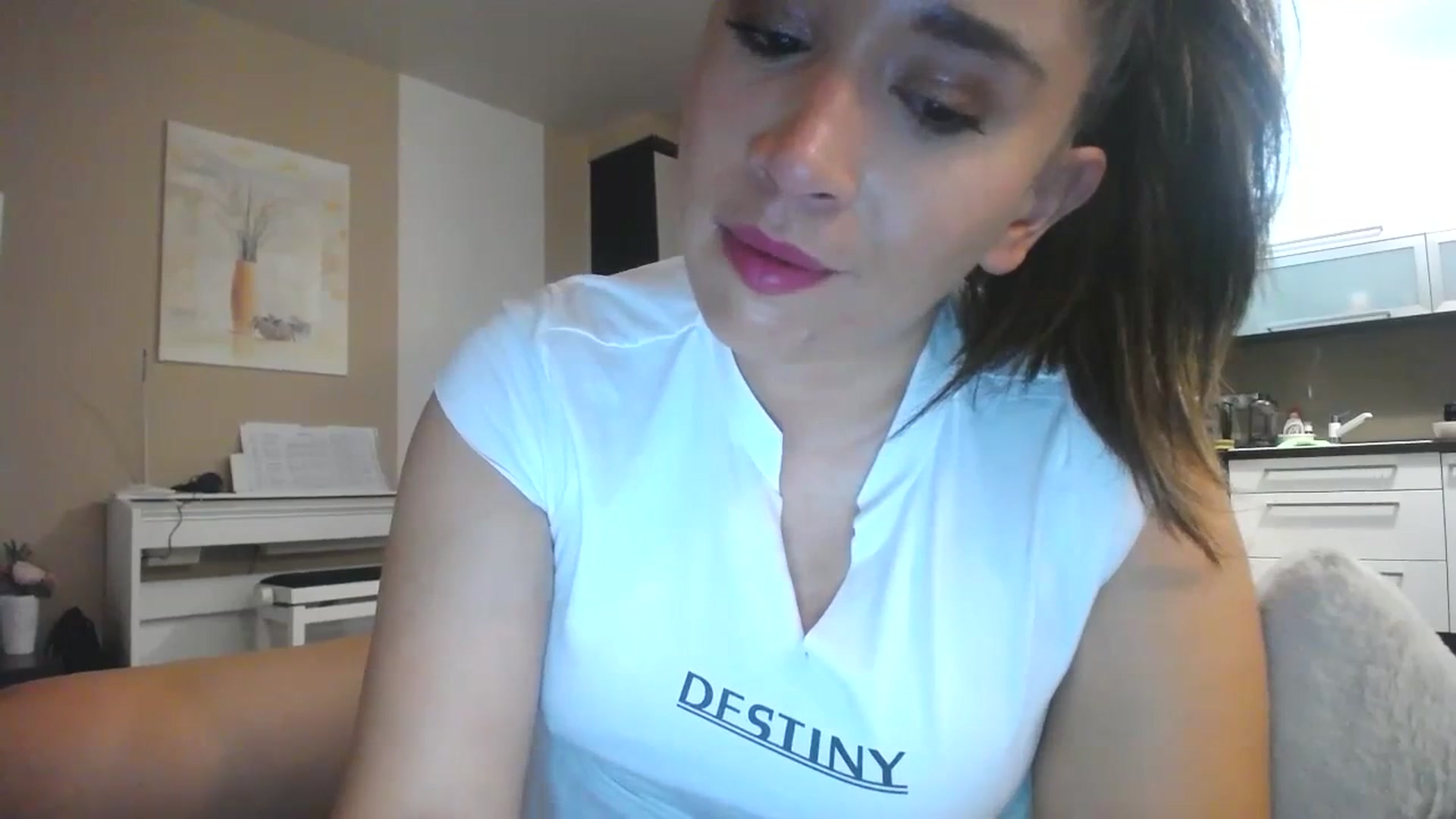 Gallery image thumbnail from Destiny____'s myfreecams stream on, 11/13/2023, 22:23 image 17 of 20