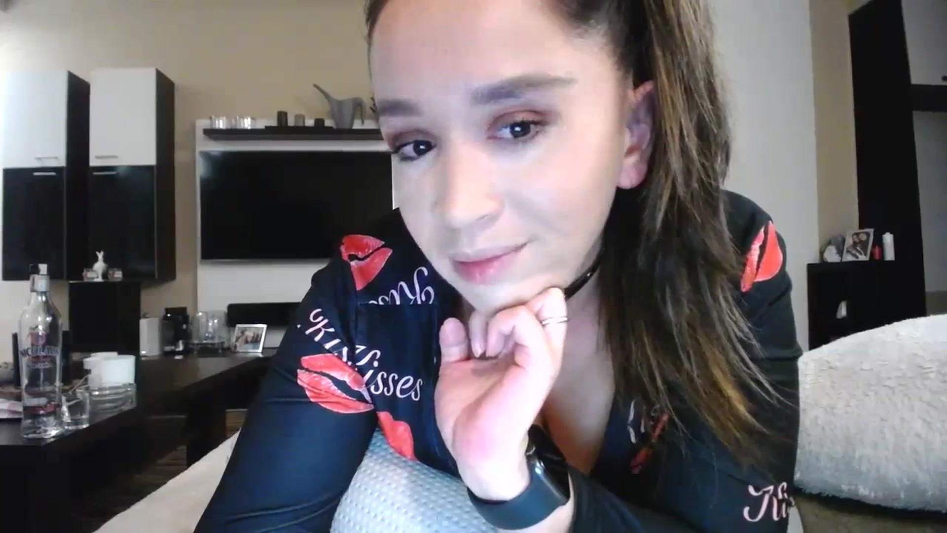 Gallery image thumbnail from Destiny____'s myfreecams stream on, 12/05/2023, 16:38 image 16 of 20