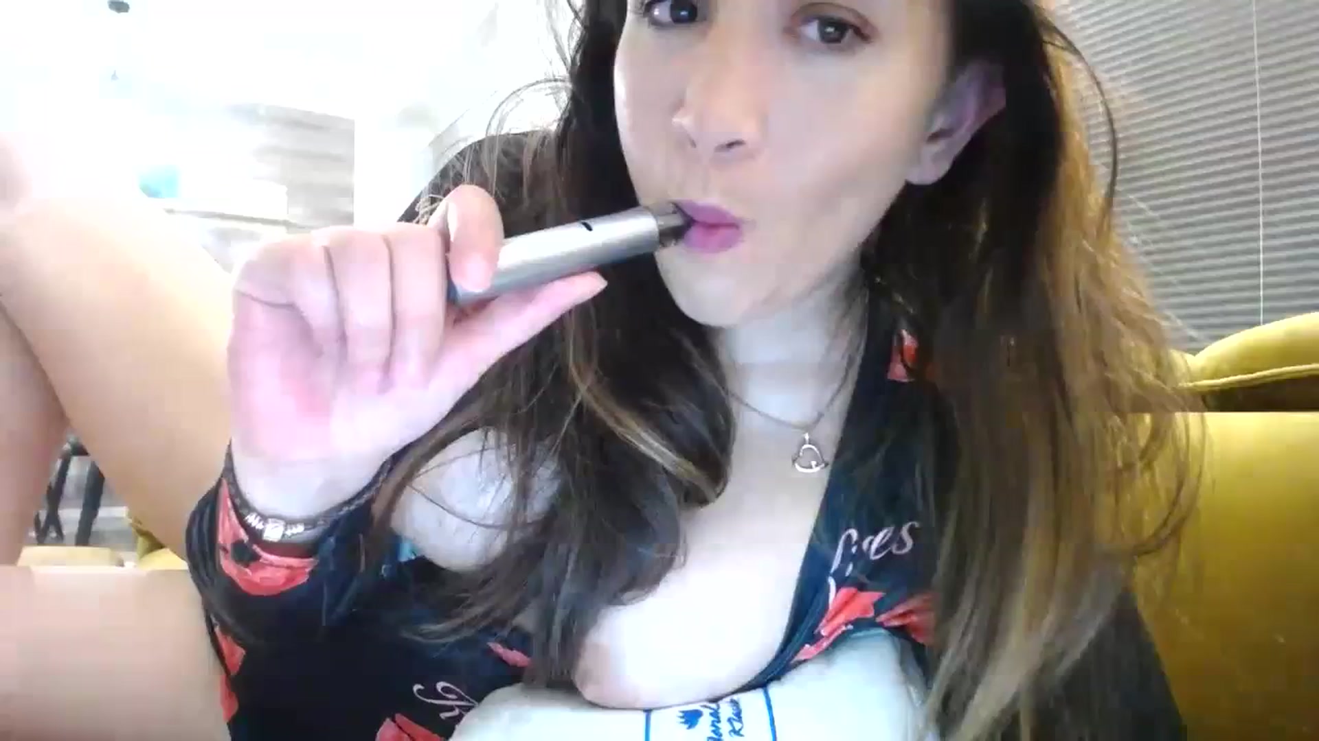 Gallery image thumbnail from Destiny____'s myfreecams stream on, 02/18/2024, 17:44 image 14 of 20