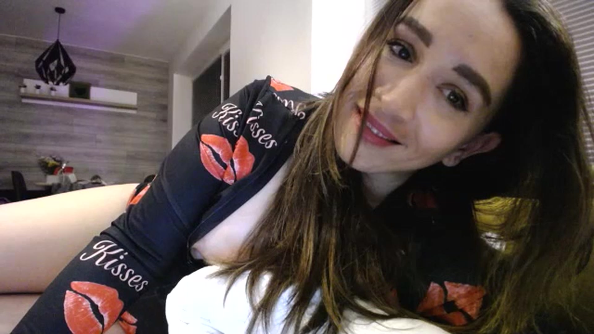Gallery image thumbnail from Destiny____'s myfreecams stream on, 03/30/2024, 18:41 image 7 of 20