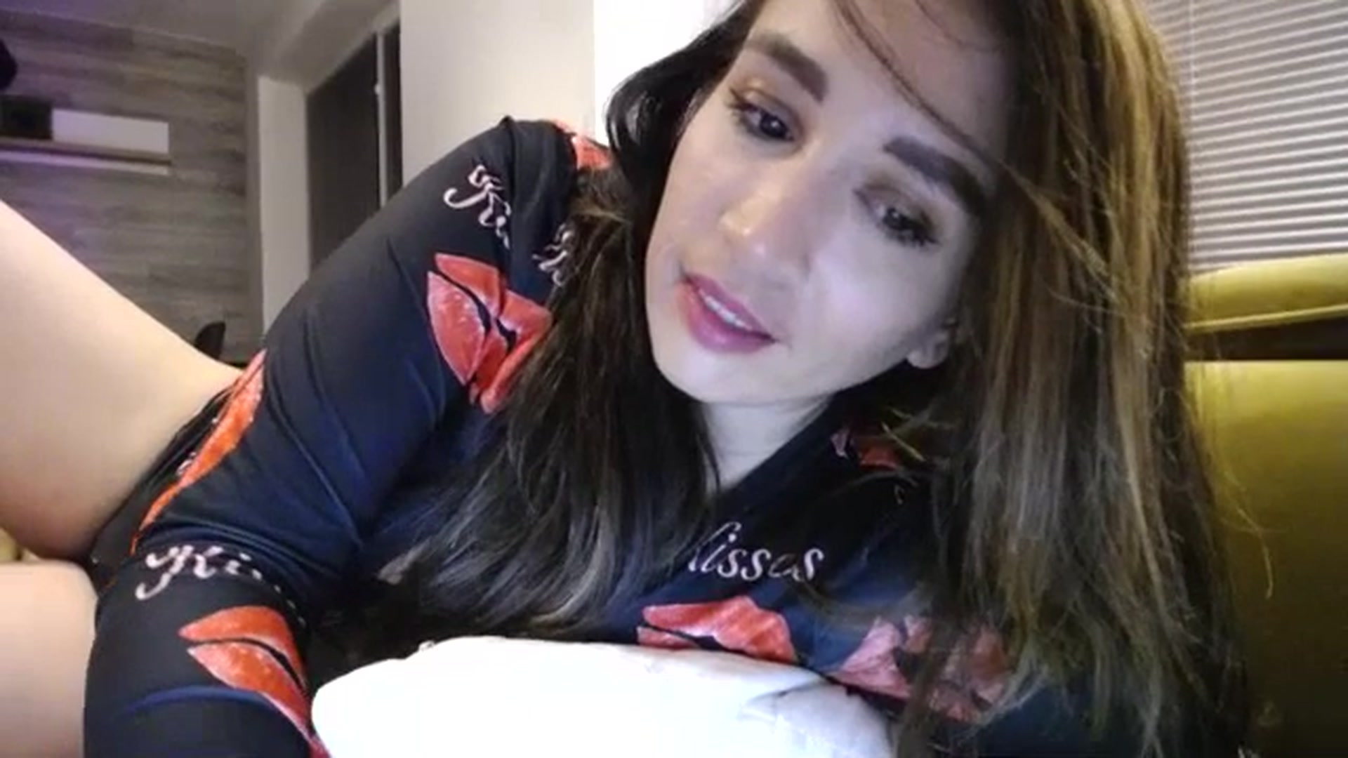 Gallery image thumbnail from Destiny____'s myfreecams stream on, 03/30/2024, 19:23 image 13 of 20