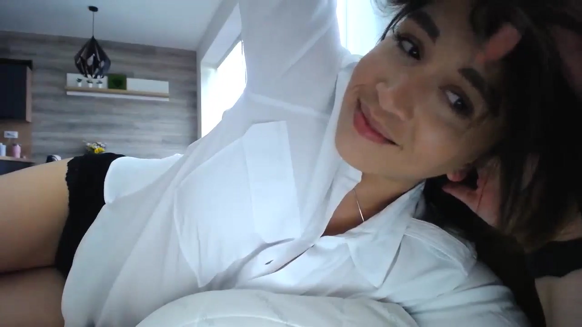 Gallery image thumbnail from Destiny____'s myfreecams stream on, 05/19/2024, 13:22 image 5 of 20
