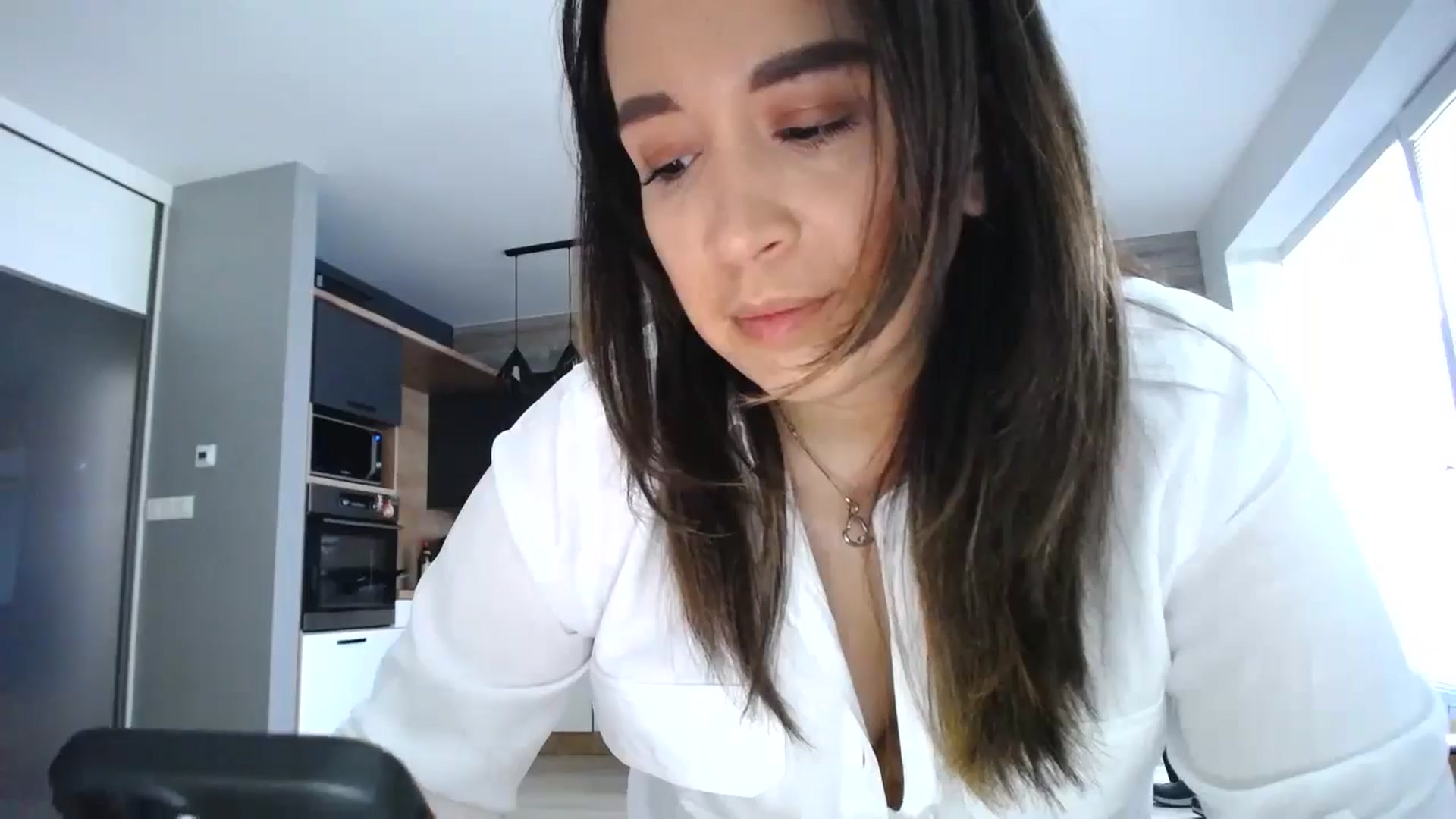 Gallery image thumbnail from Destiny____'s myfreecams stream on, 05/19/2024, 14:27 image 6 of 20